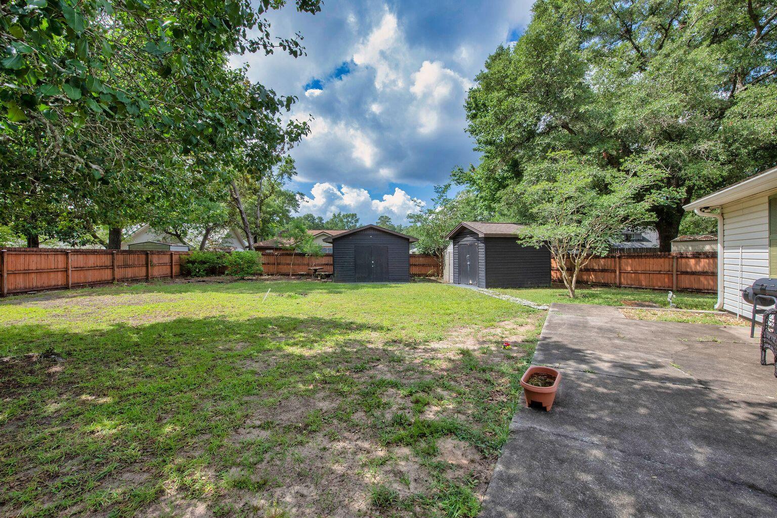 CREEKSIDE 2 - Residential Lease