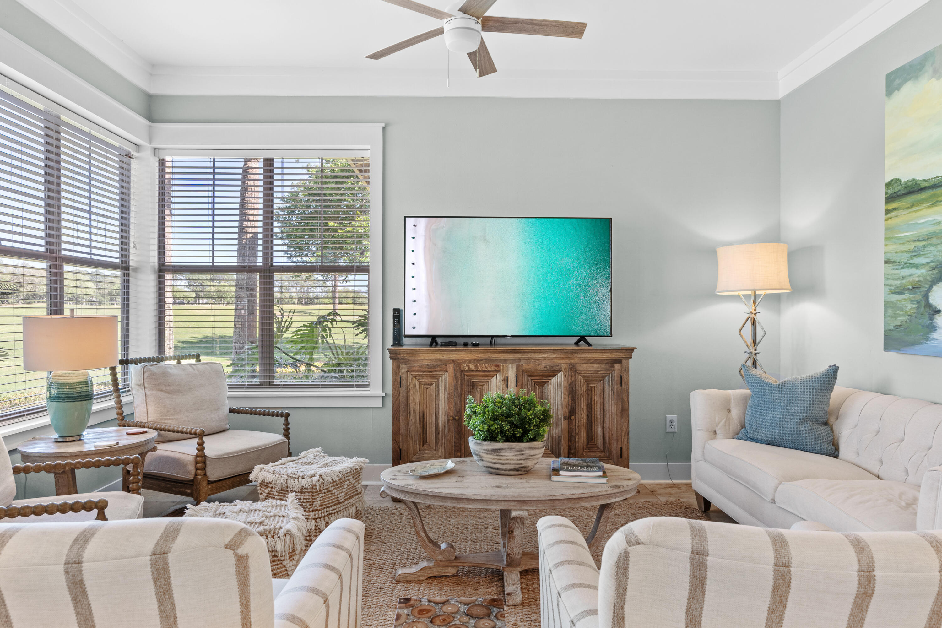 MAGNOLIA BAY - Residential