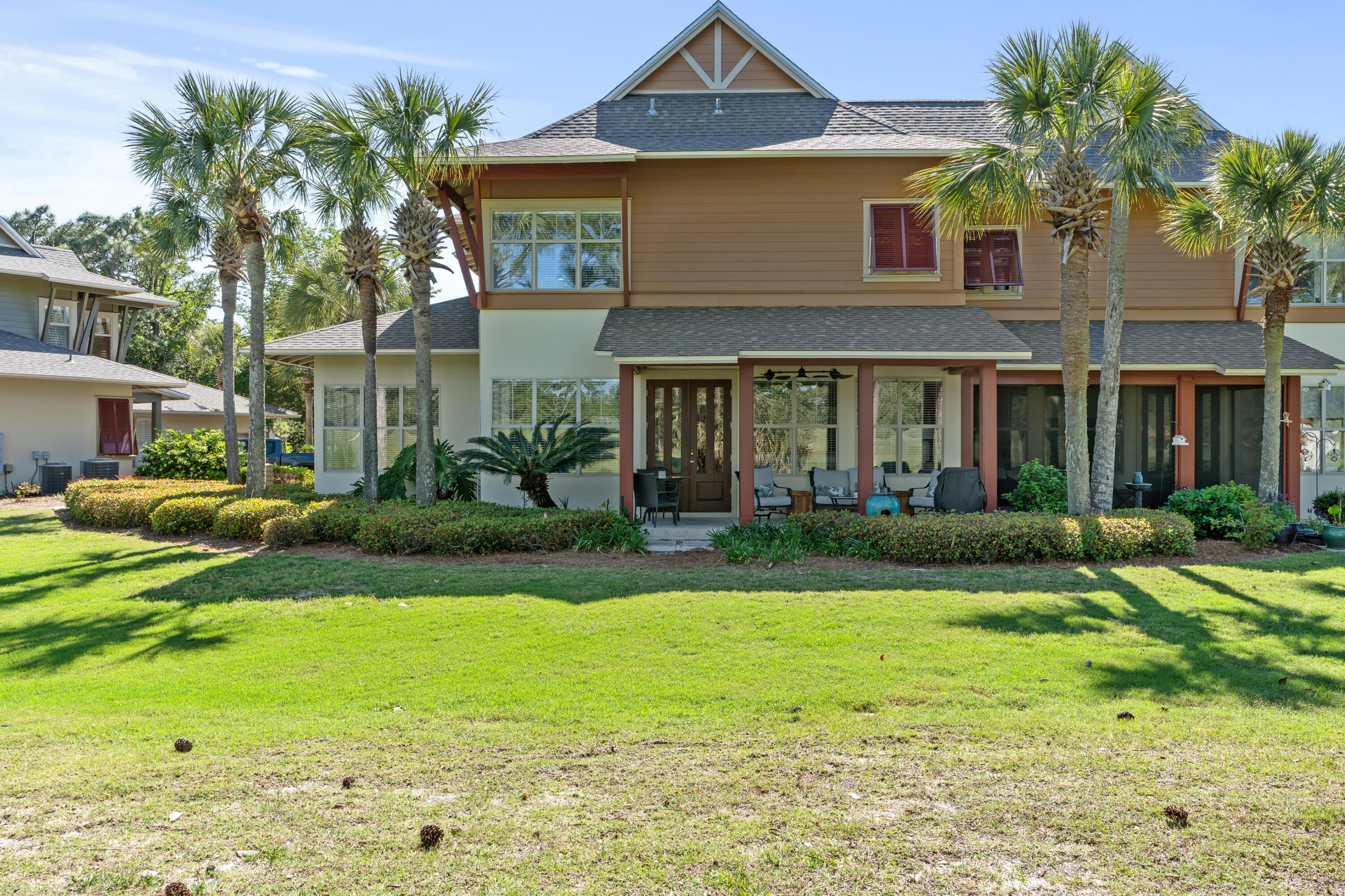 MAGNOLIA BAY - Residential