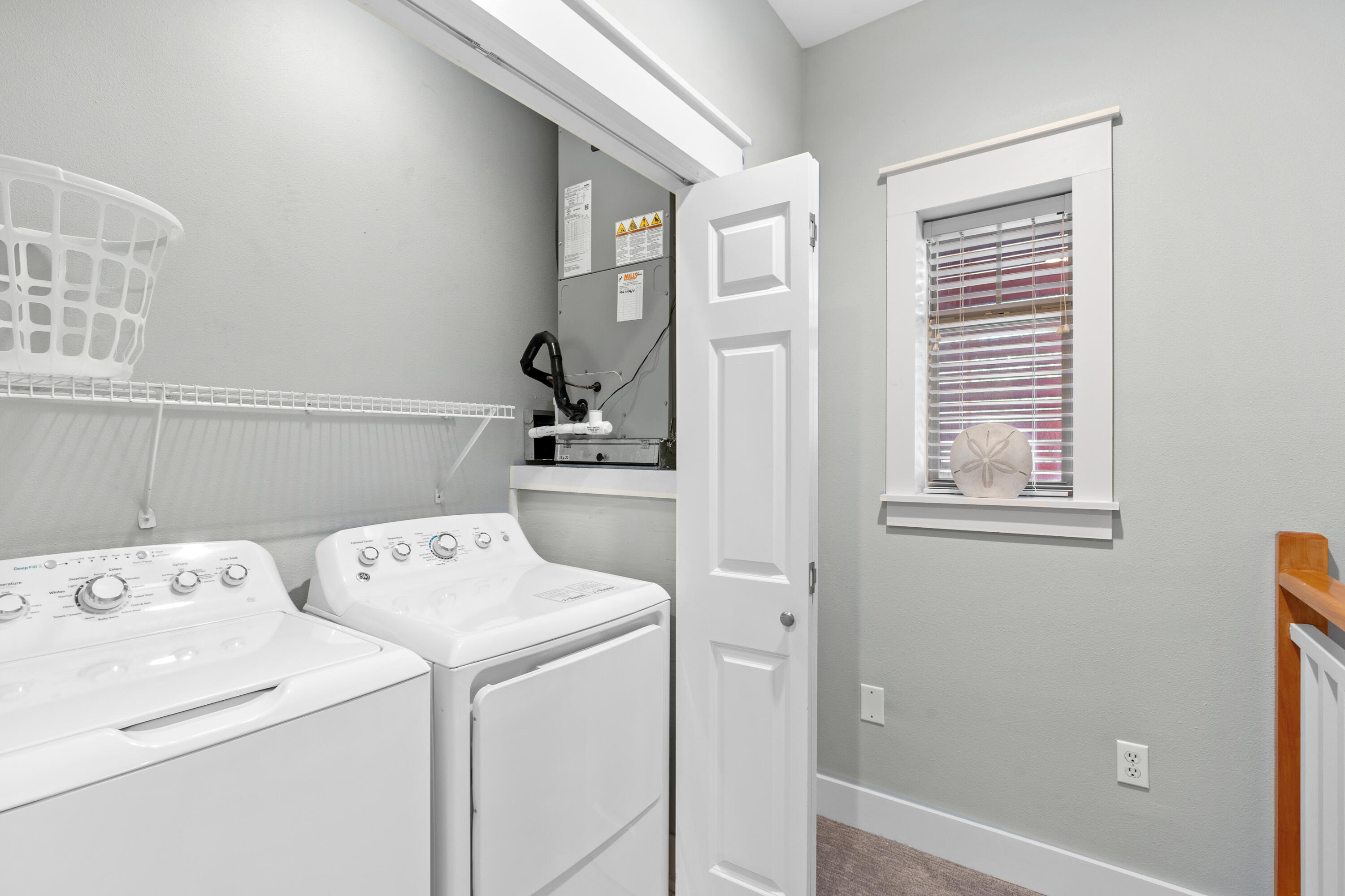MAGNOLIA BAY - Residential