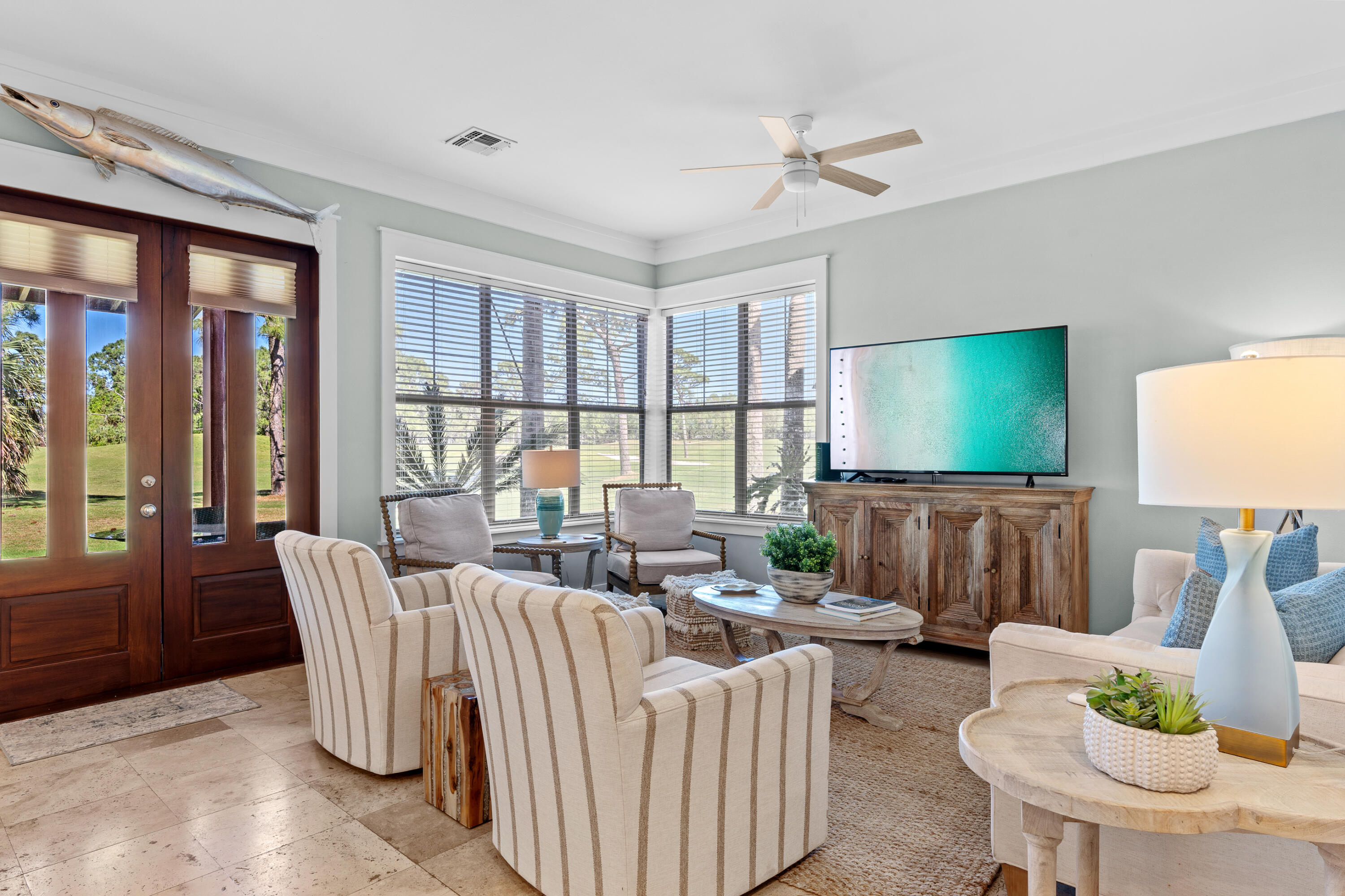 MAGNOLIA BAY - Residential