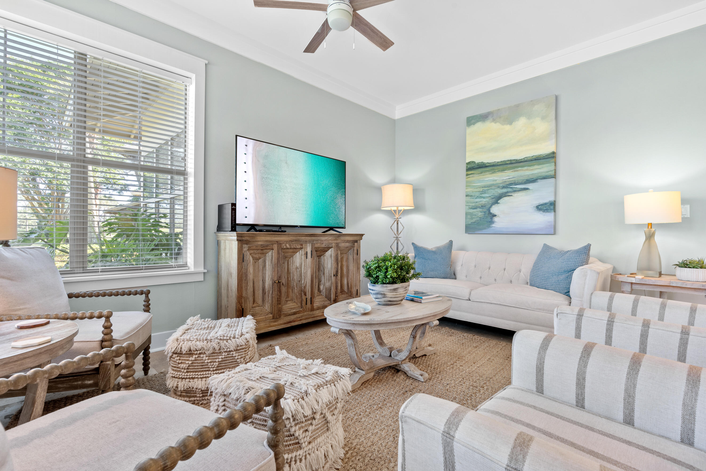 MAGNOLIA BAY - Residential