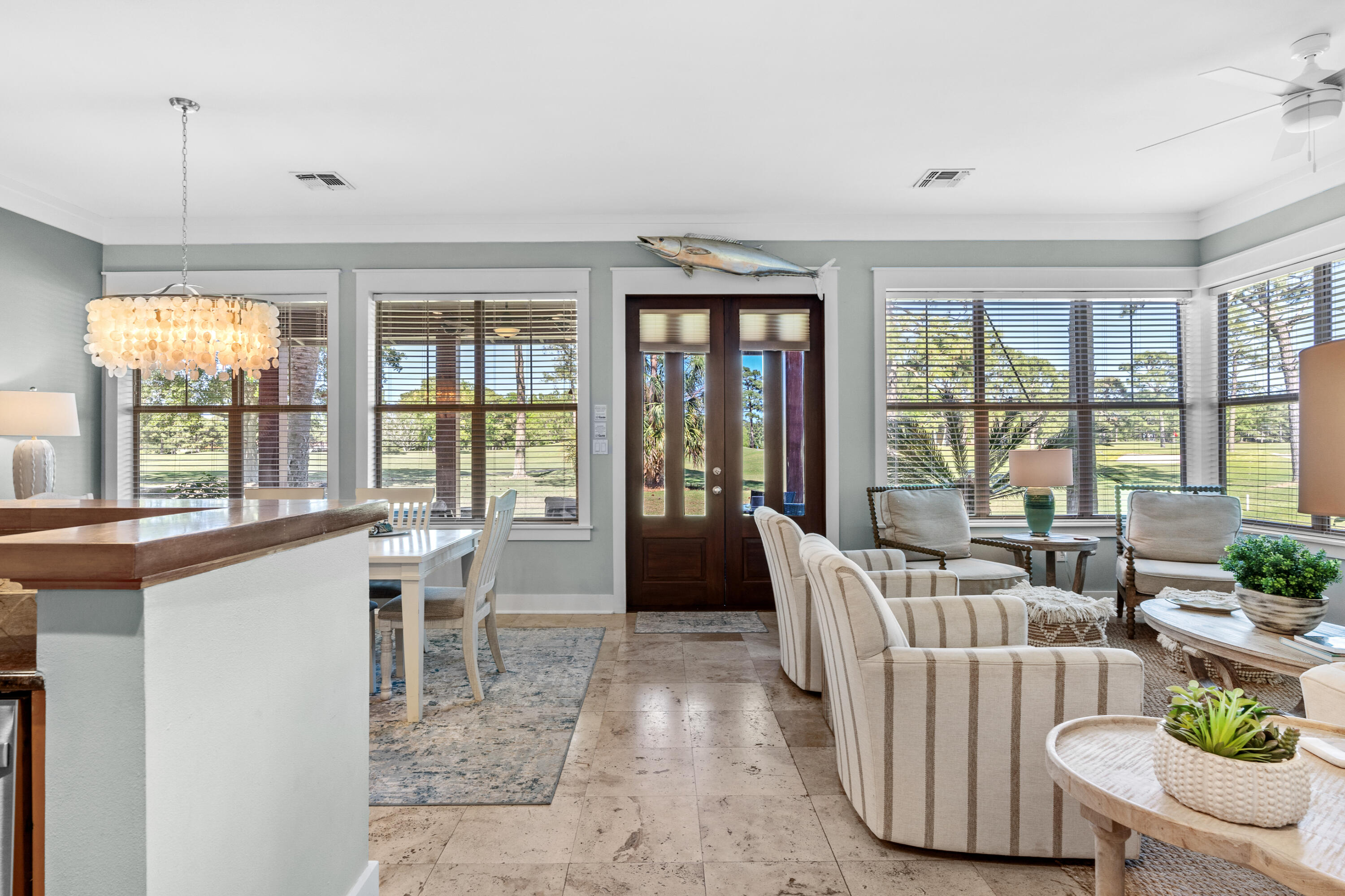 MAGNOLIA BAY - Residential