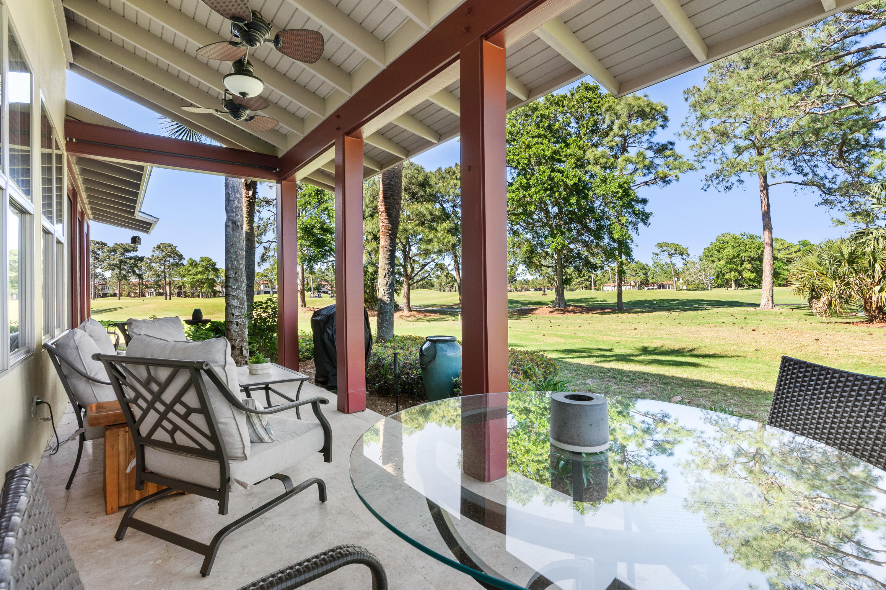 MAGNOLIA BAY - Residential