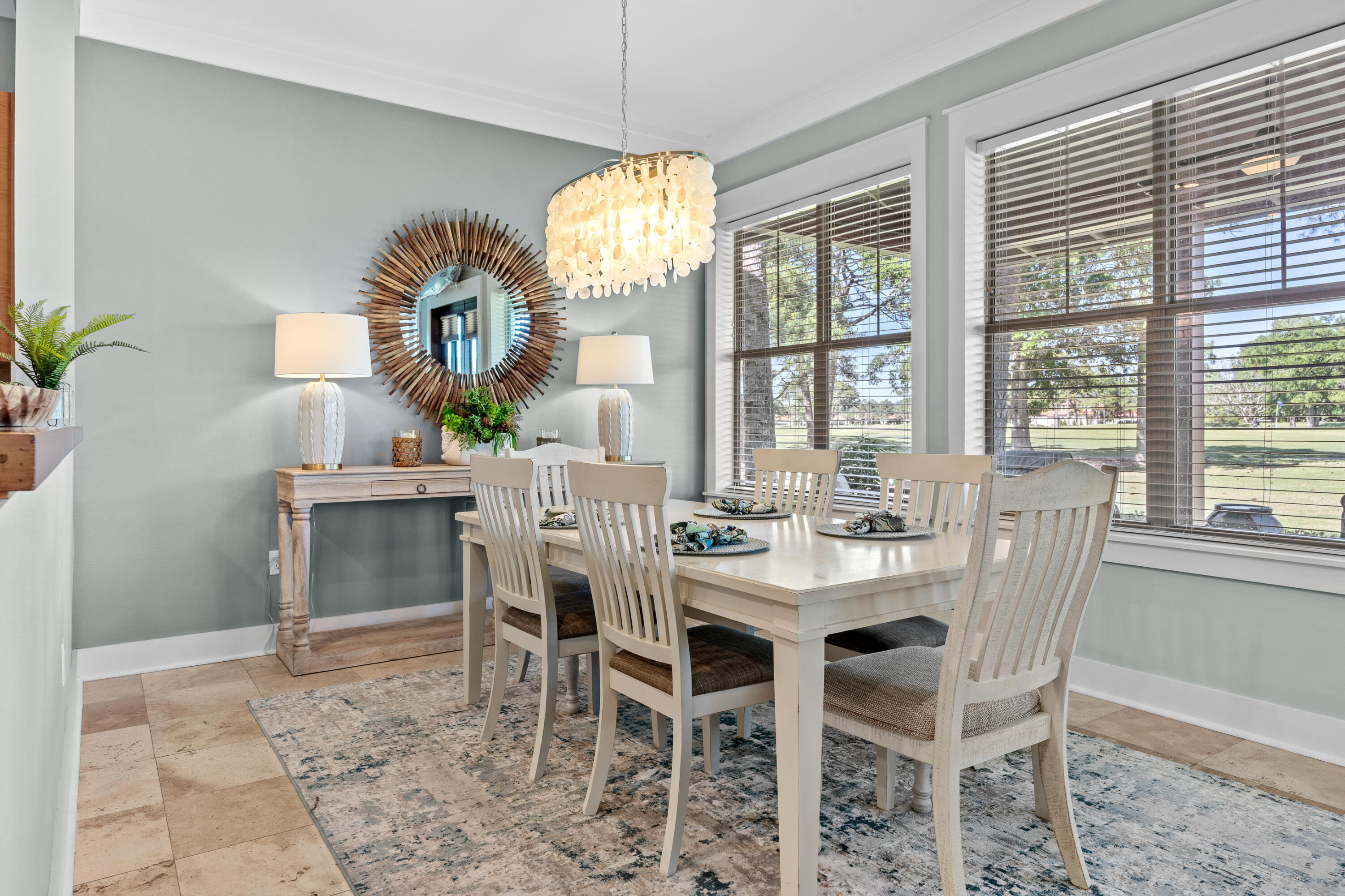 MAGNOLIA BAY - Residential