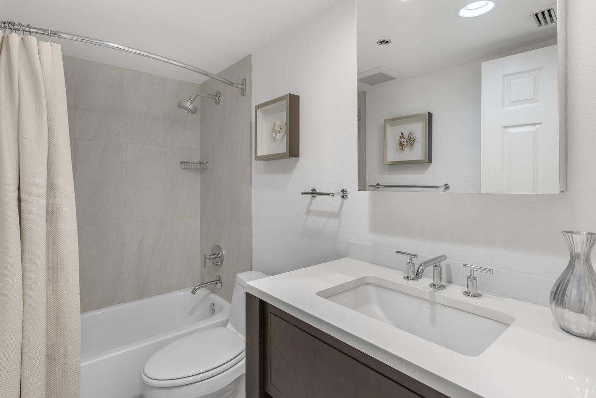 BEACHSIDE TWO - Residential