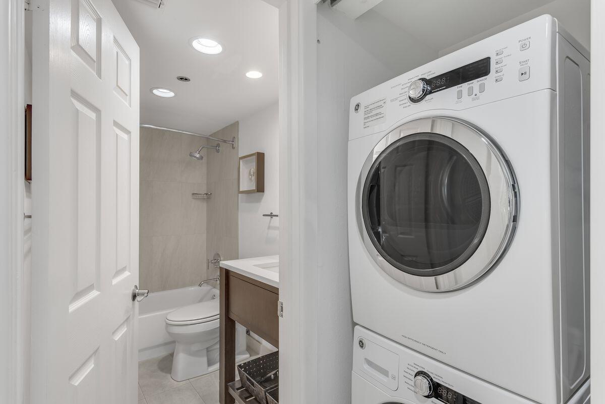 BEACHSIDE TWO - Residential