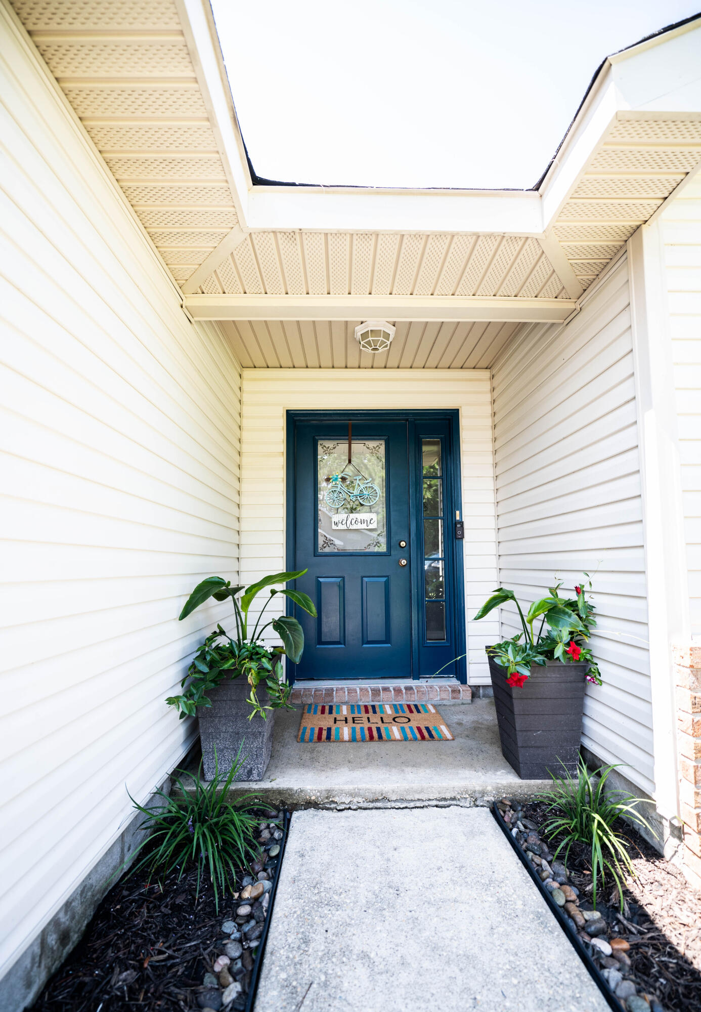 This darling home has no carpet, new appliances, new backsplash, and new flooring throughout. (2018 HVAC) Just minutes to the mid-bay bridge and Niceville. And, the bay is just a short walk away! Whether you are standing in the kitchen or in the family room, you can be a part of the conversations and activities with the open concept floor plan. The family room has a trey ceiling and a wood burning fireplace. The kitchen pantry is just the right size. There is plenty of countertop space and room for bar stools. The laundry room is inside the home and provides additional storage. The primary suite has a trey ceiling and a walk-in closet. Primary bathroom has a dual vanity, linen closet, and a larger tub shower combination. The backyard is very large and fenced.