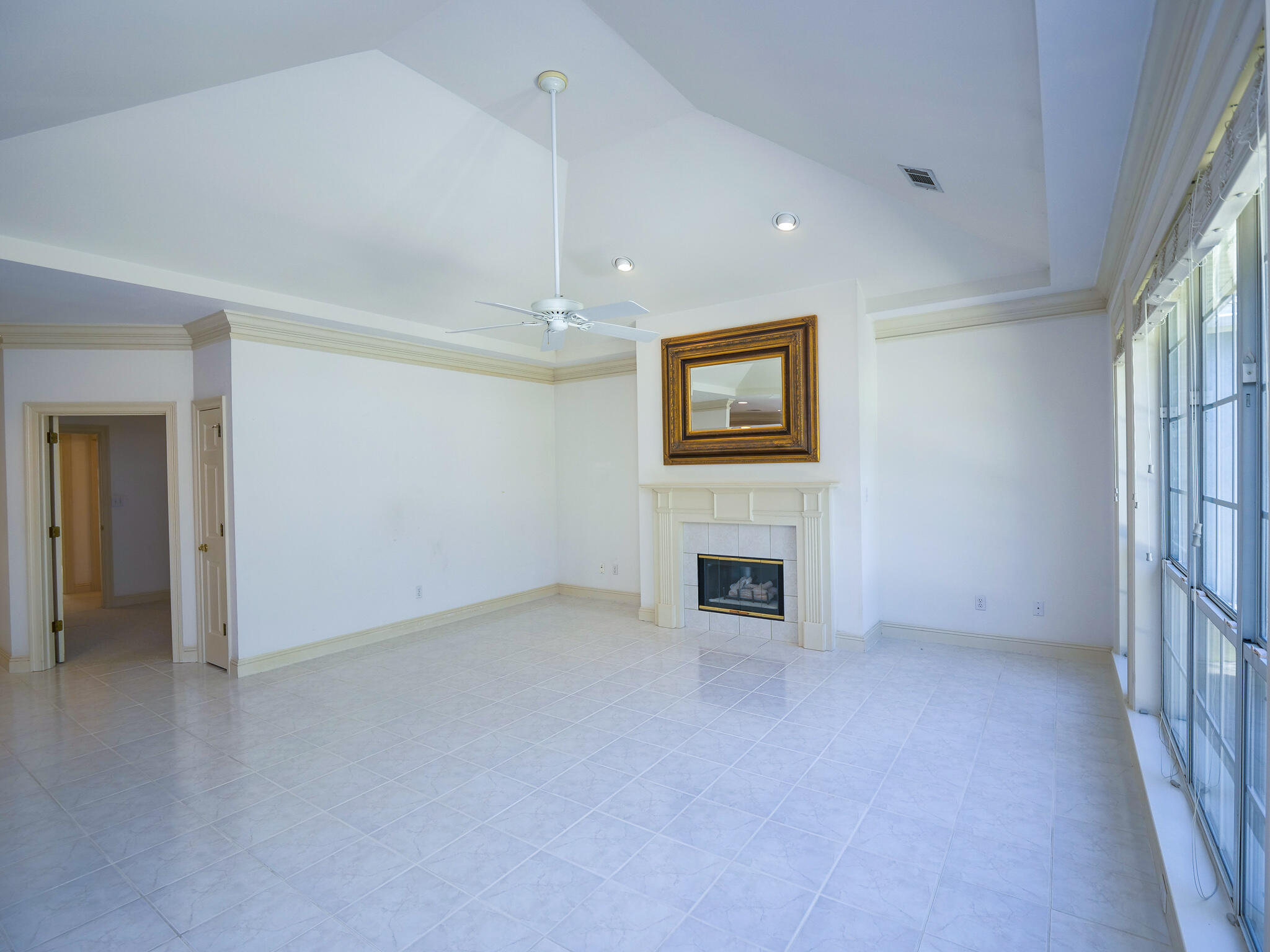 TURNBERRY PLACE - Residential