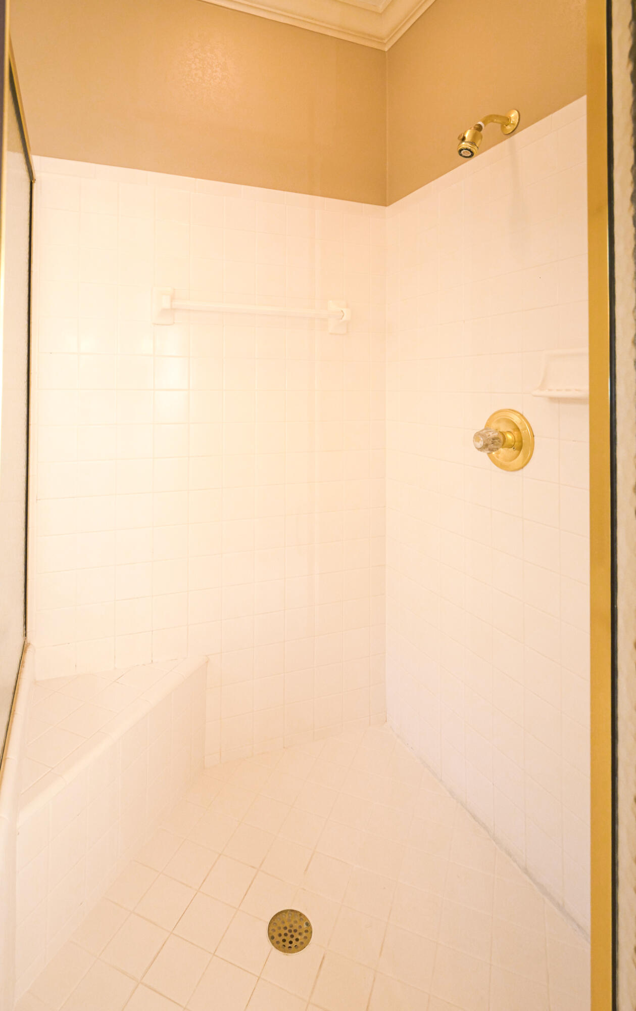 TURNBERRY PLACE - Residential