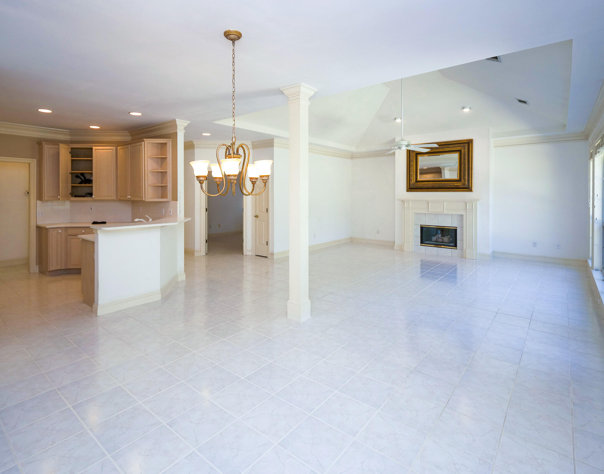 TURNBERRY PLACE - Residential