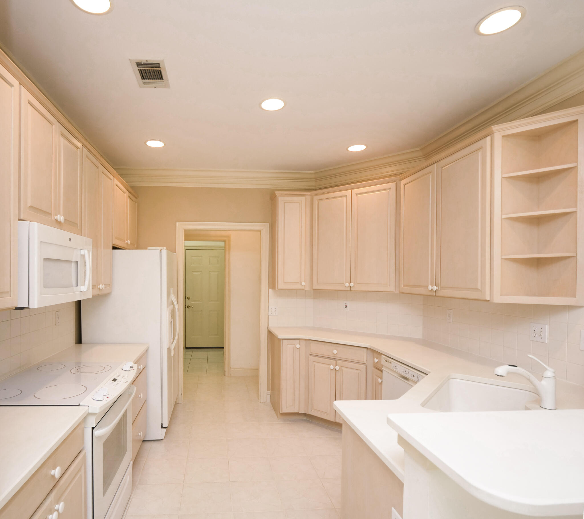 TURNBERRY PLACE - Residential