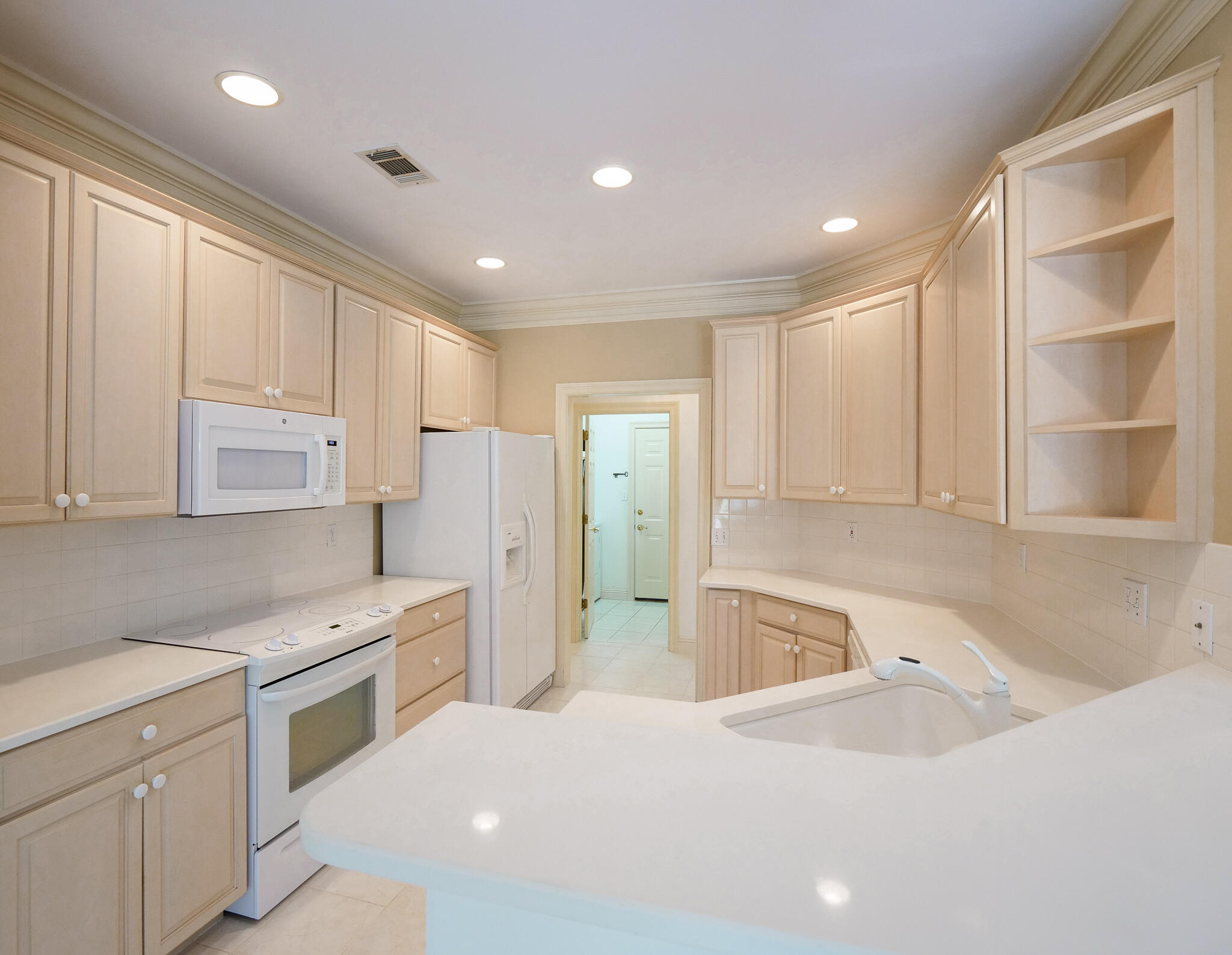TURNBERRY PLACE - Residential