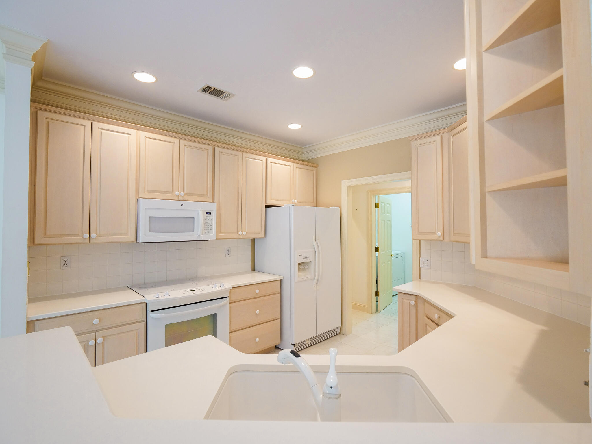 TURNBERRY PLACE - Residential