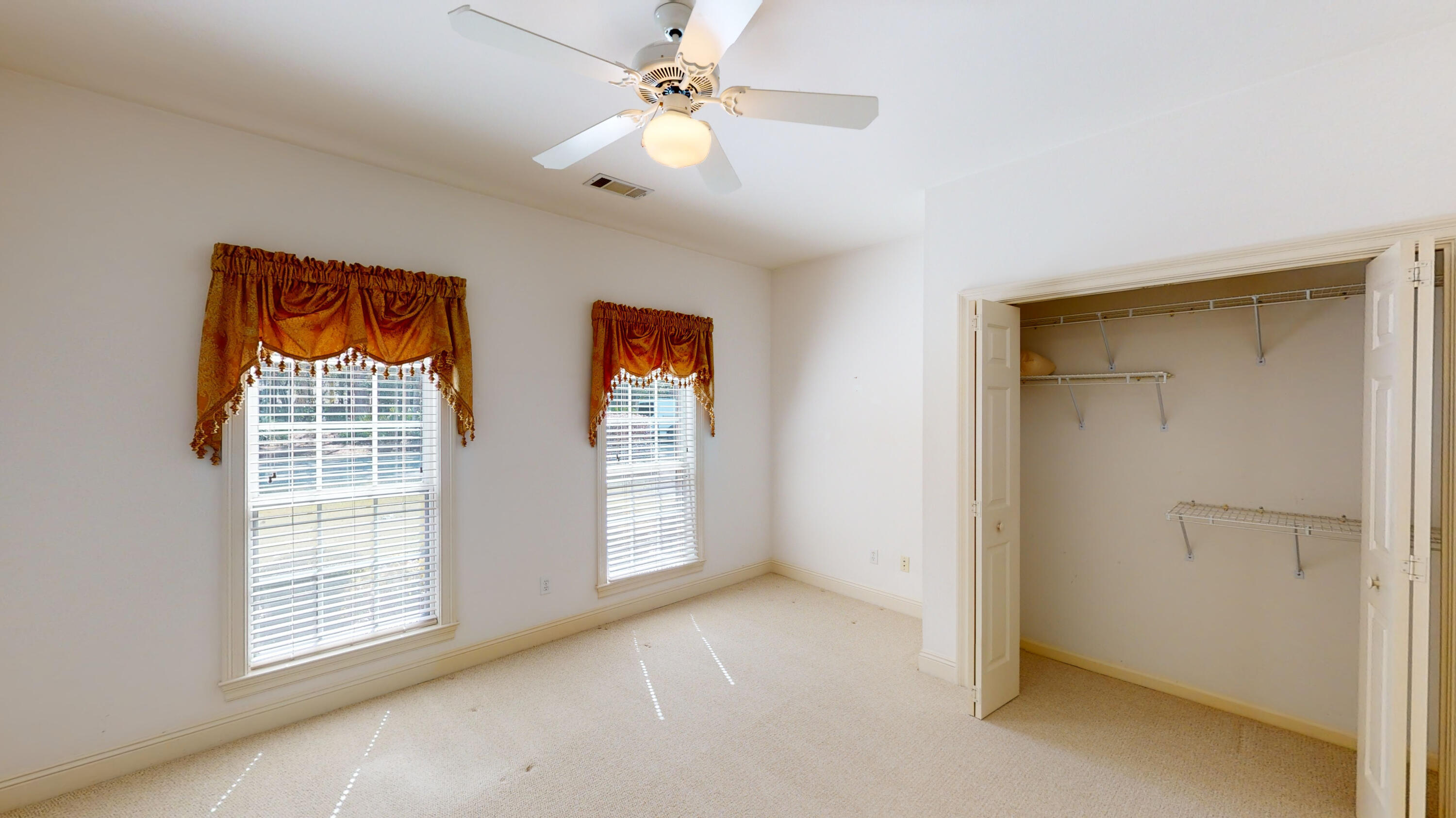 TURNBERRY PLACE - Residential