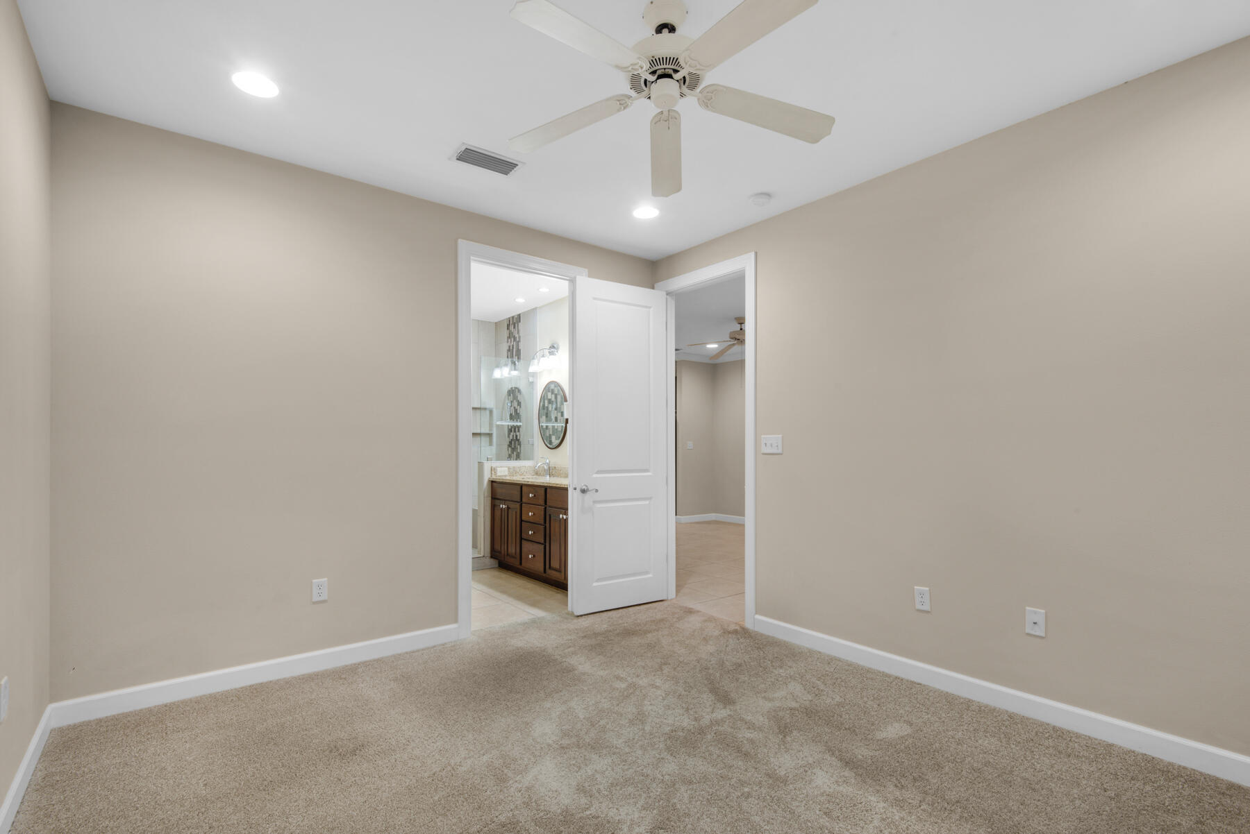 MARINA LANDING - Residential