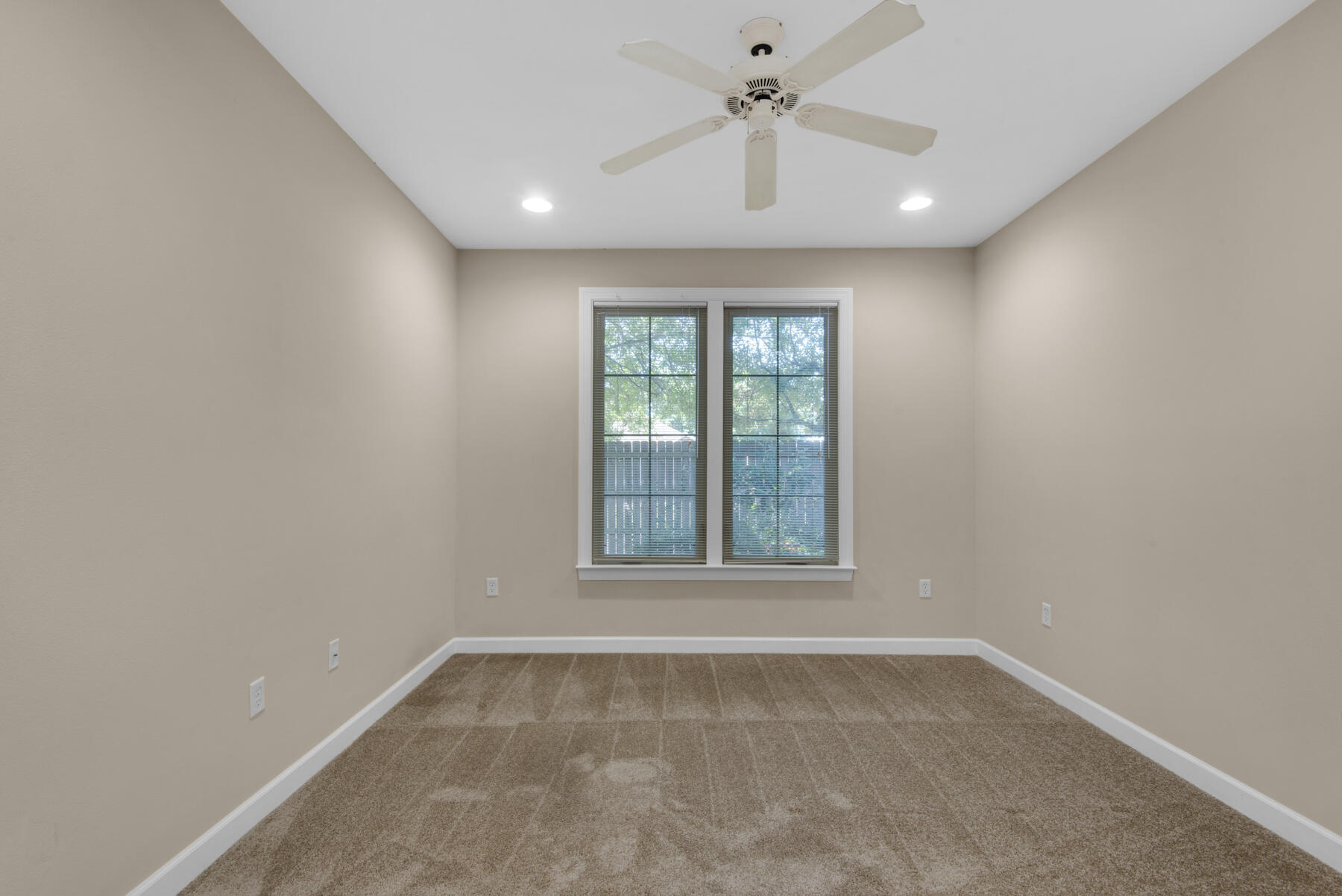 MARINA LANDING - Residential