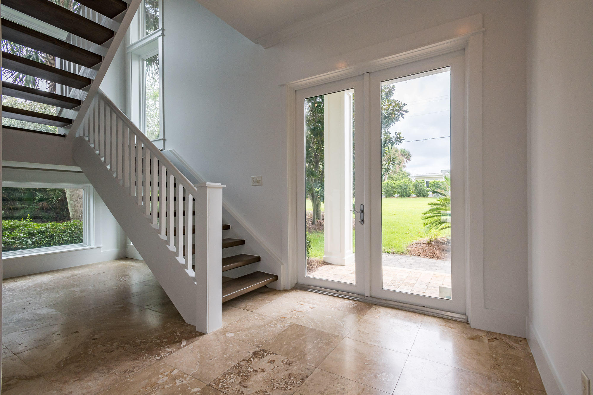 BLUE MOUNTAIN BEACH - Residential