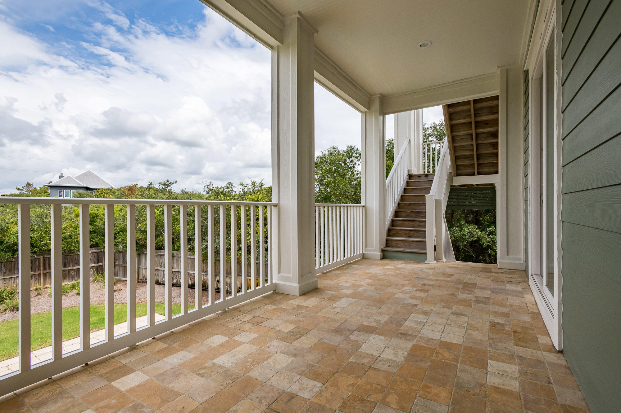 BLUE MOUNTAIN BEACH - Residential