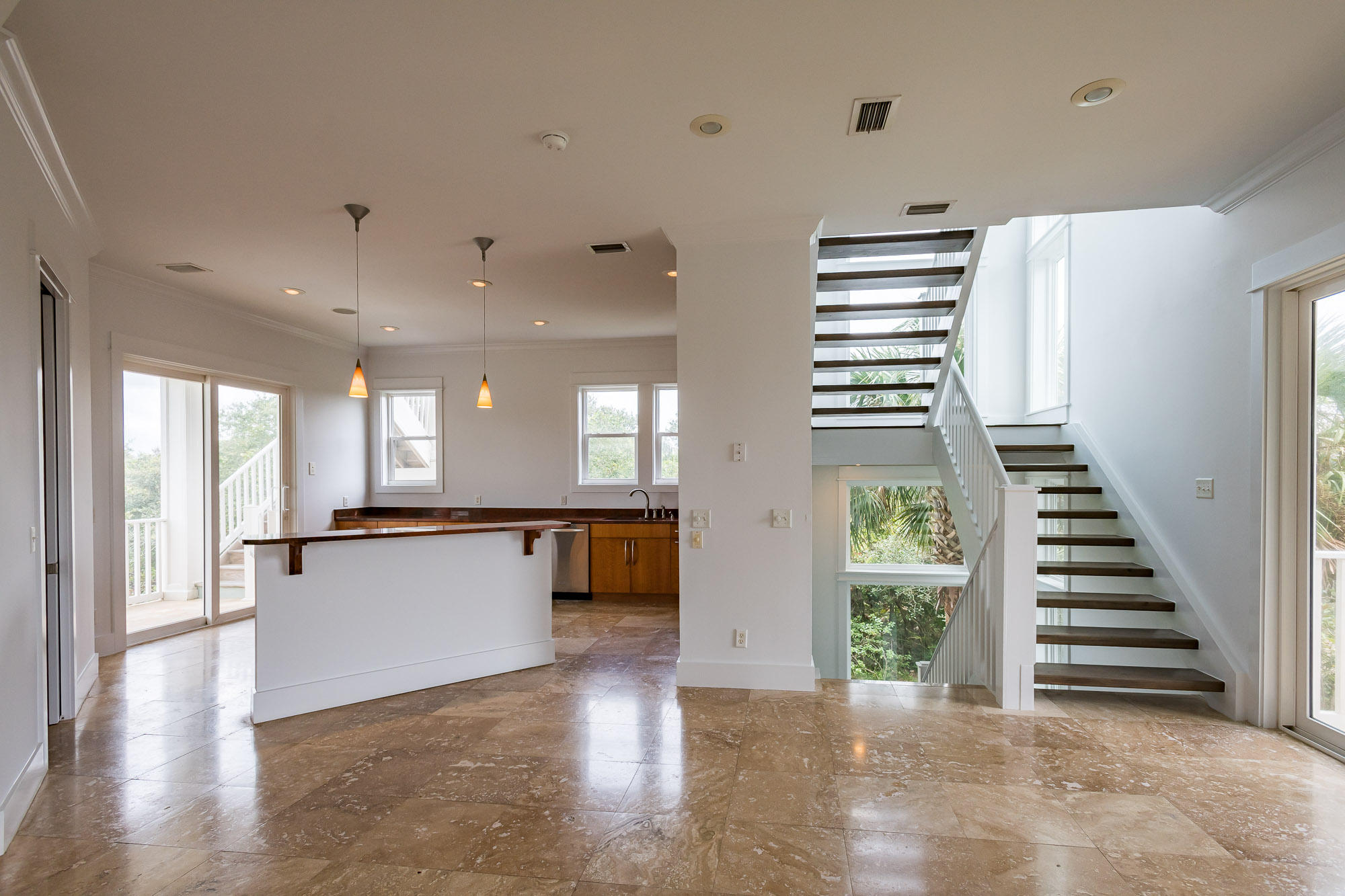 BLUE MOUNTAIN BEACH - Residential