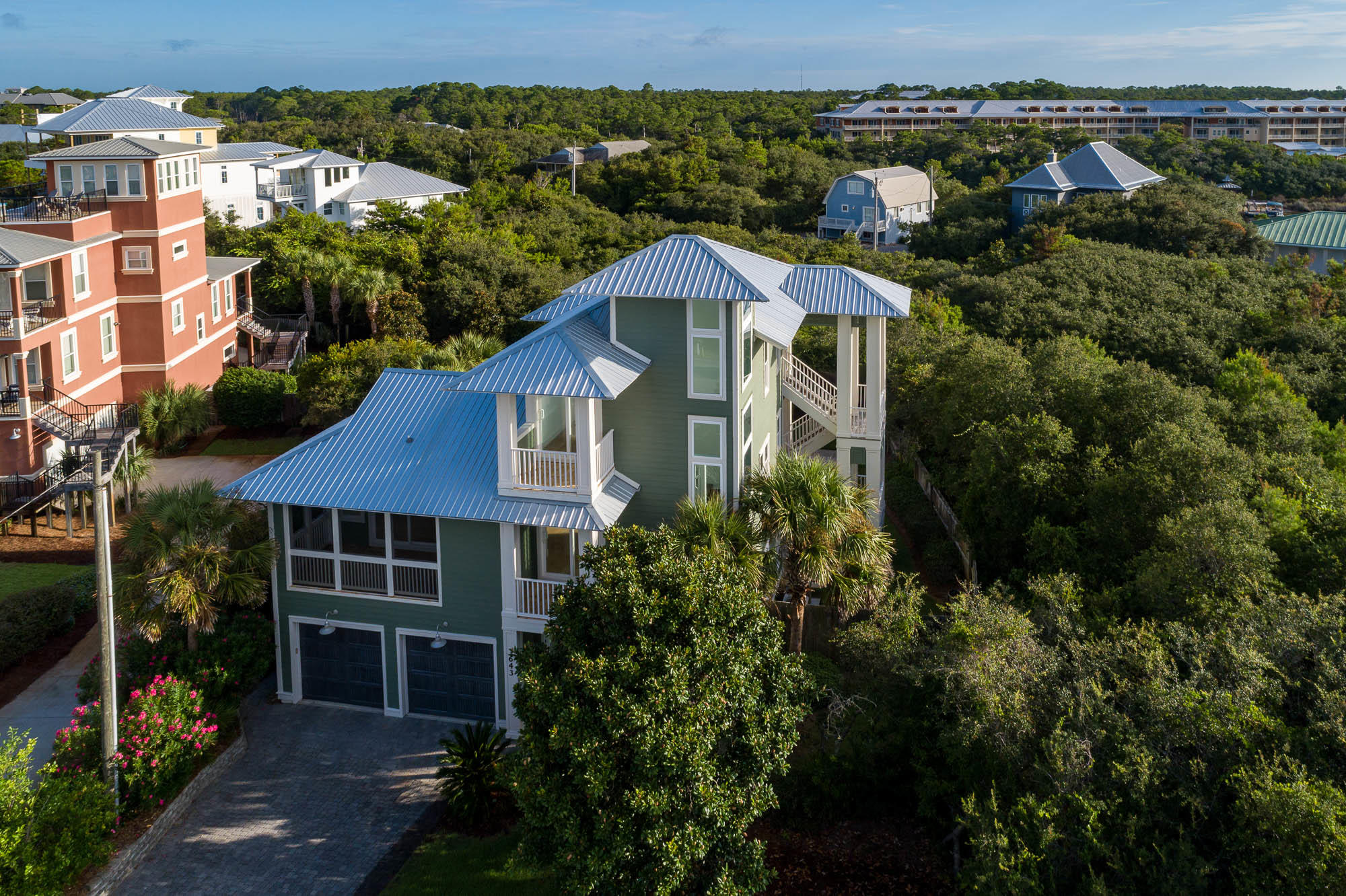 BLUE MOUNTAIN BEACH - Residential