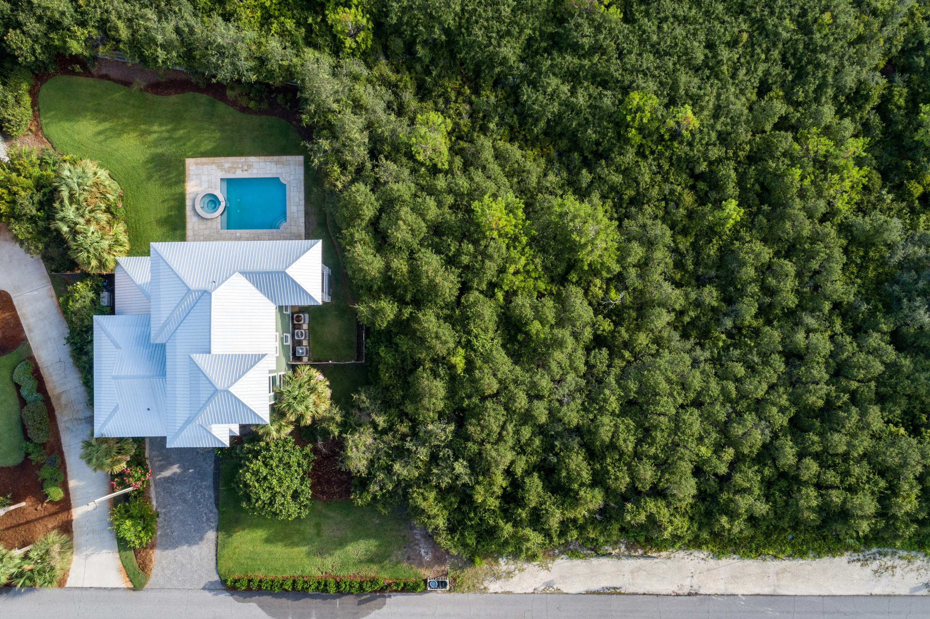 BLUE MOUNTAIN BEACH - Residential