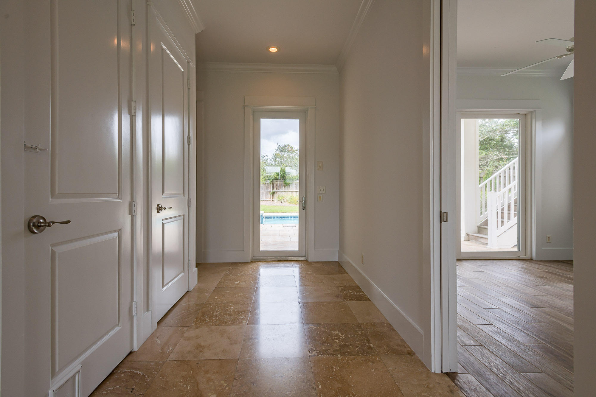 BLUE MOUNTAIN BEACH - Residential