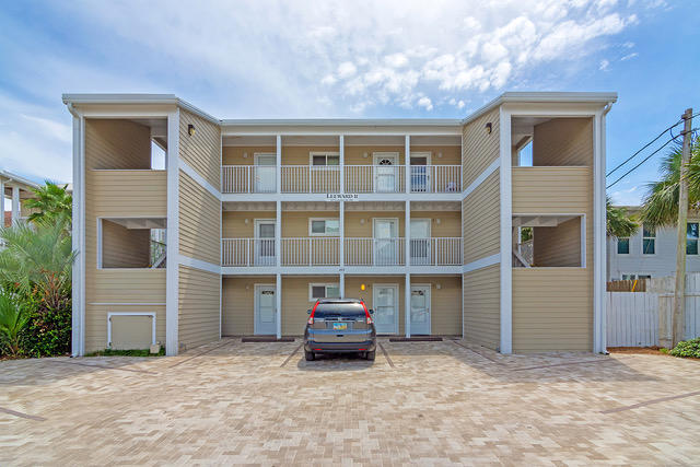 LEEWARD CONDO II - Residential