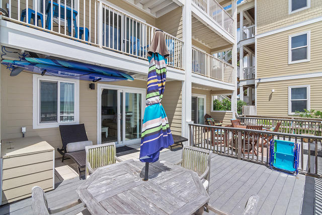 LEEWARD CONDO II - Residential