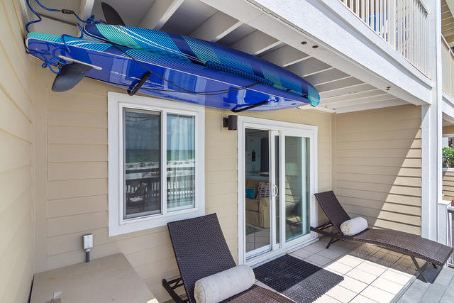 LEEWARD CONDO II - Residential