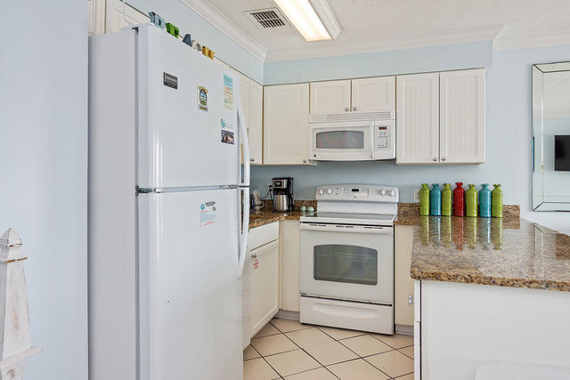 LEEWARD CONDO II - Residential