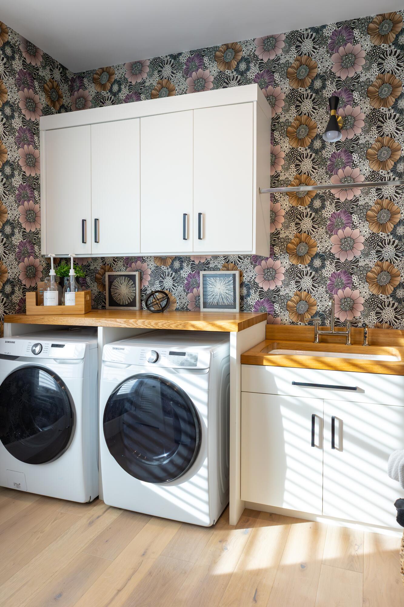 REGATTA BAY - Residential