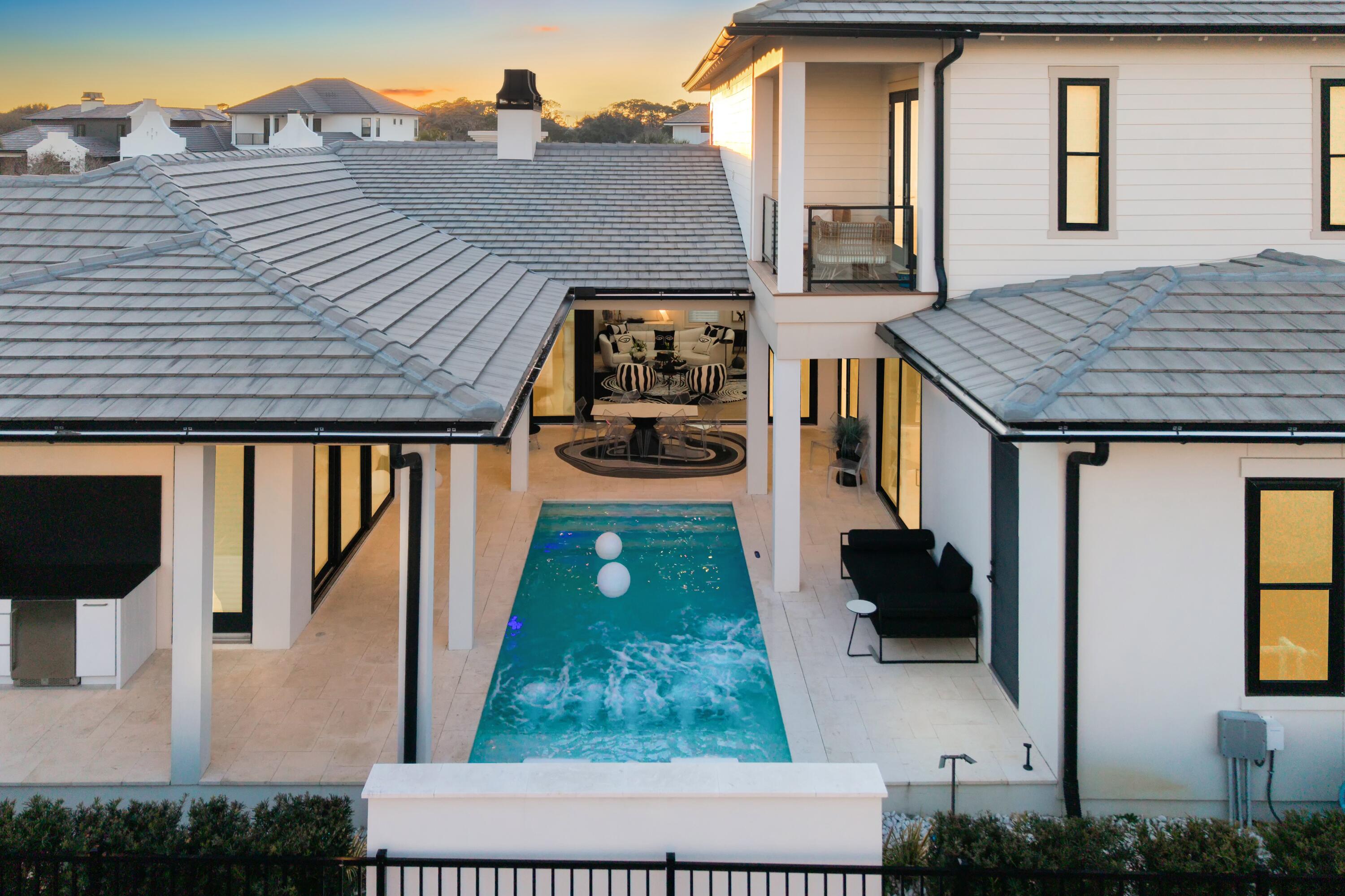 REGATTA BAY - Residential