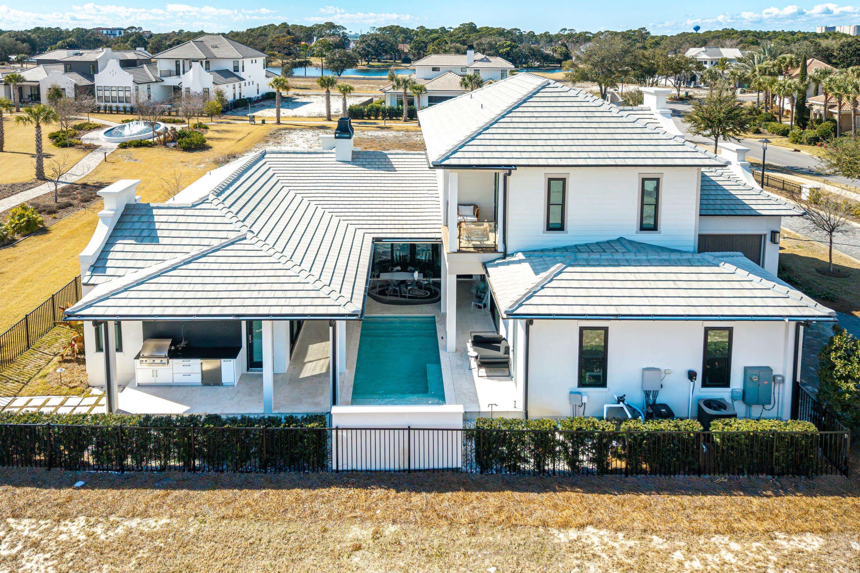 REGATTA BAY - Residential