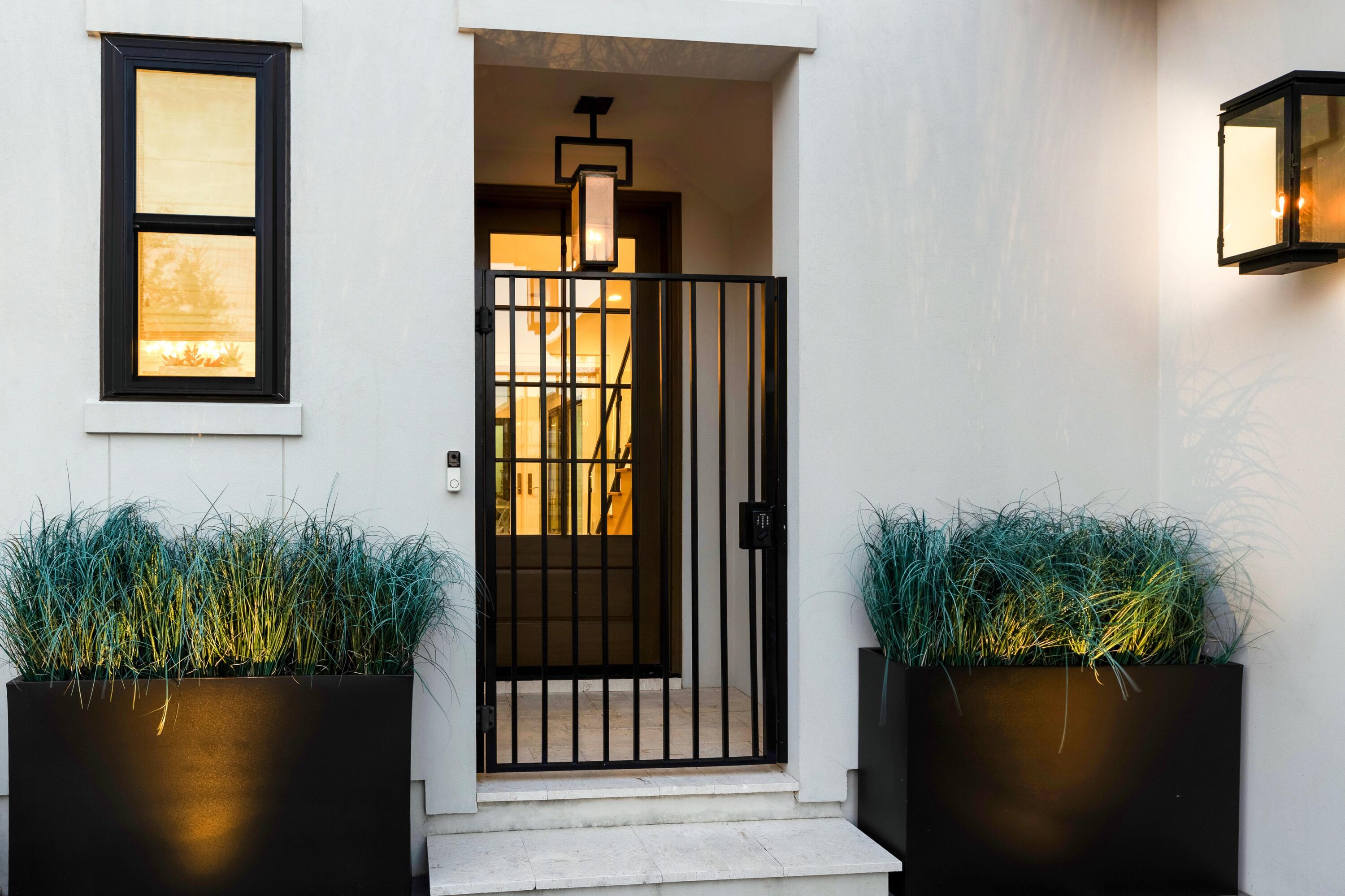 REGATTA BAY - Residential