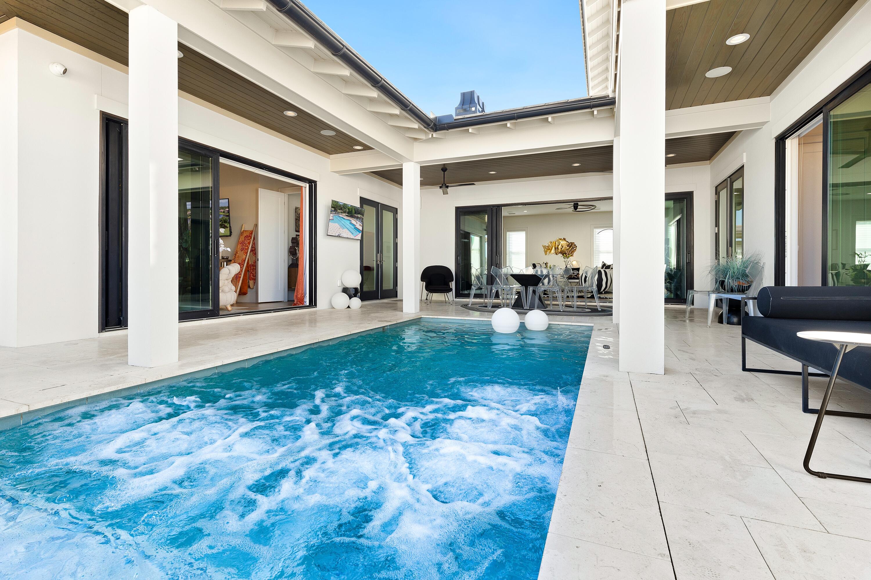 REGATTA BAY - Residential