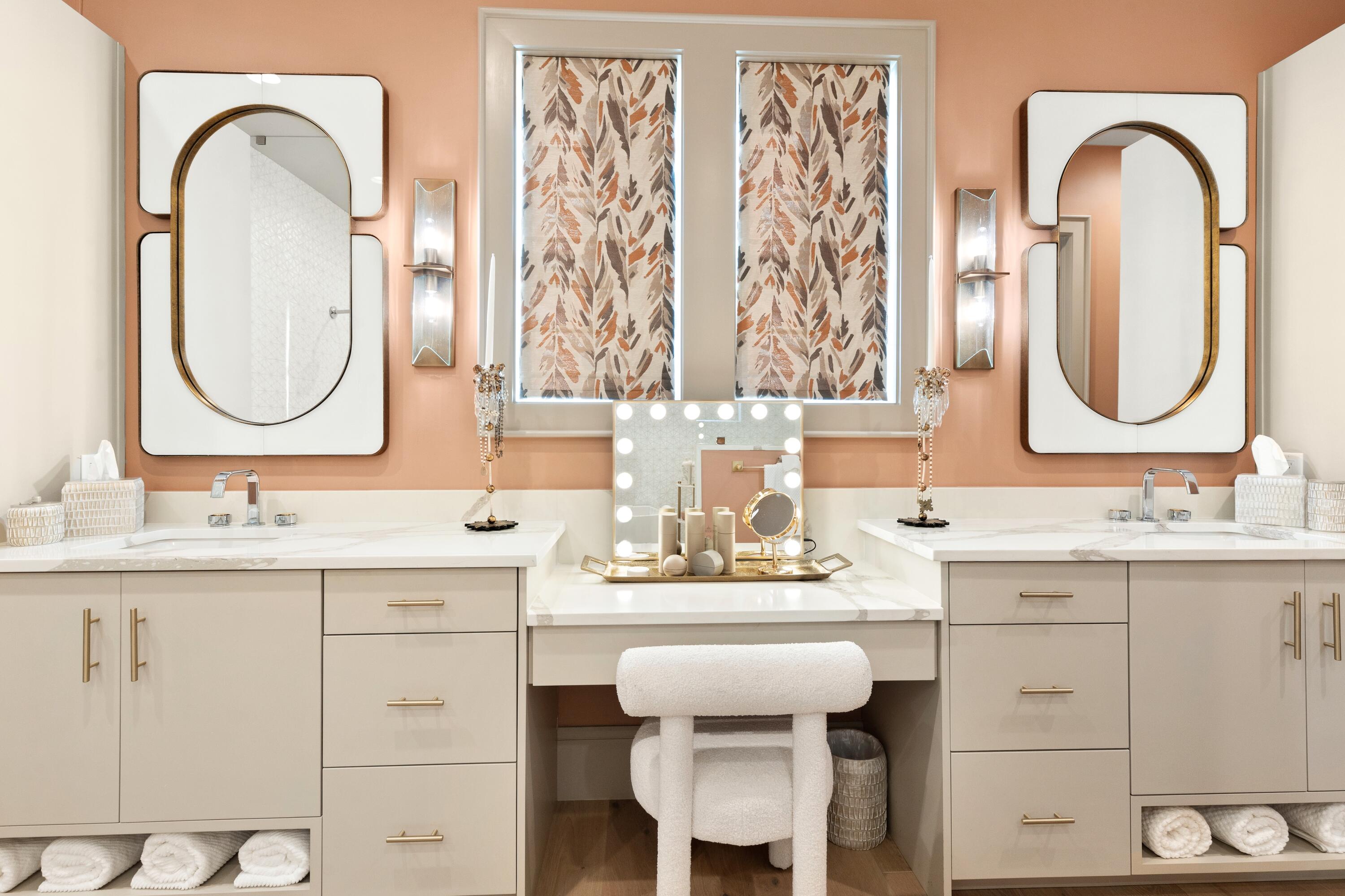 REGATTA BAY - Residential