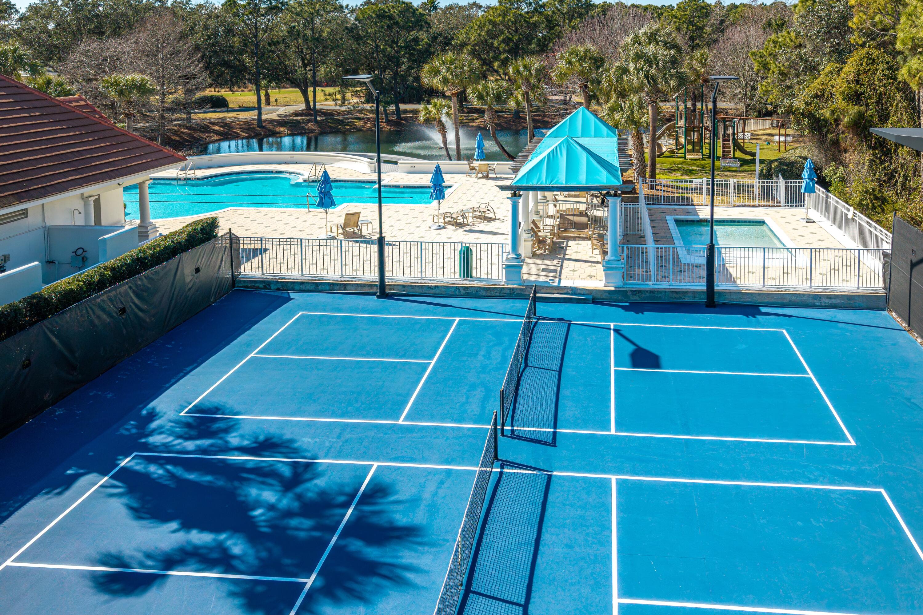 REGATTA BAY - Residential