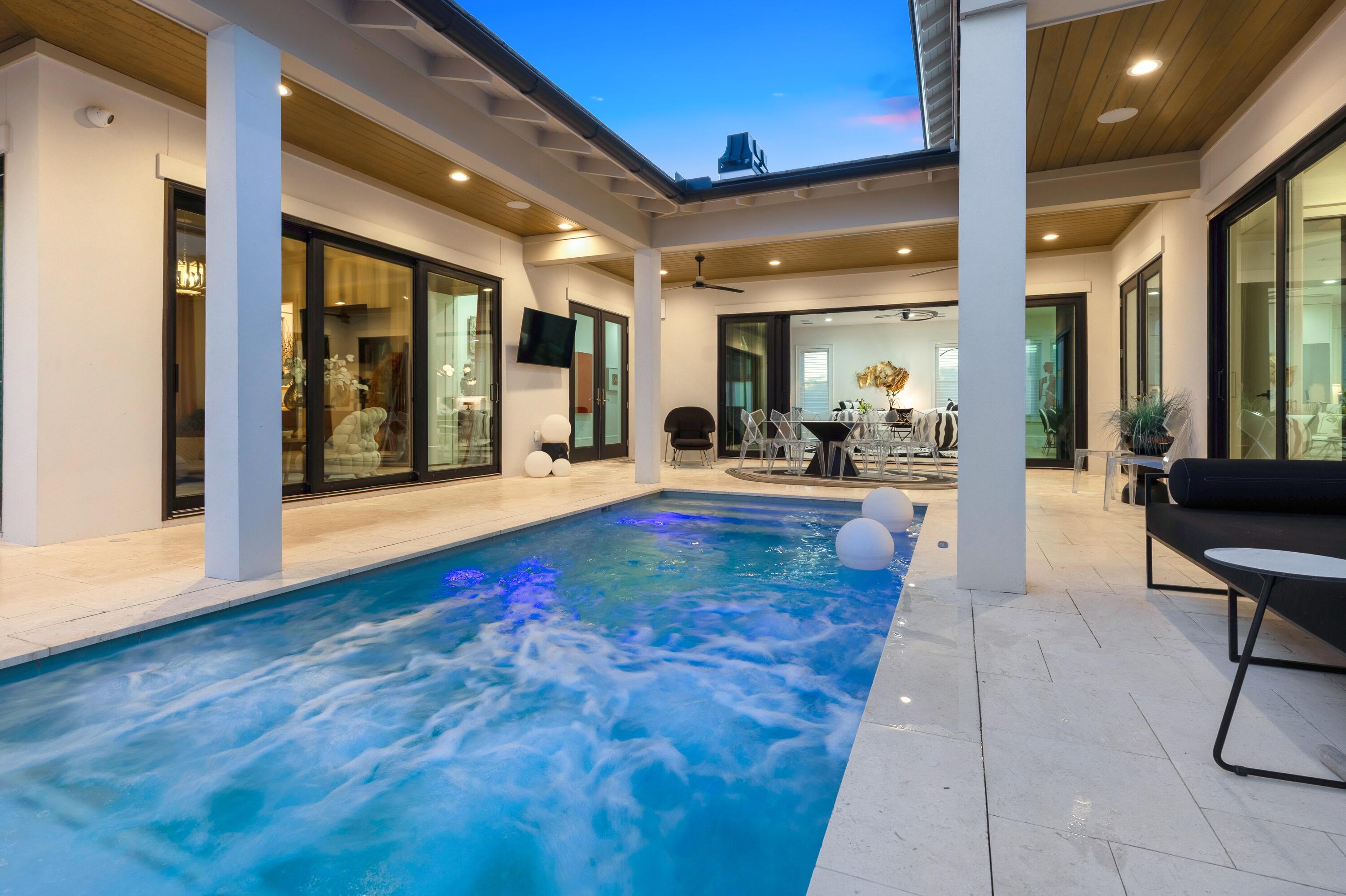 REGATTA BAY - Residential