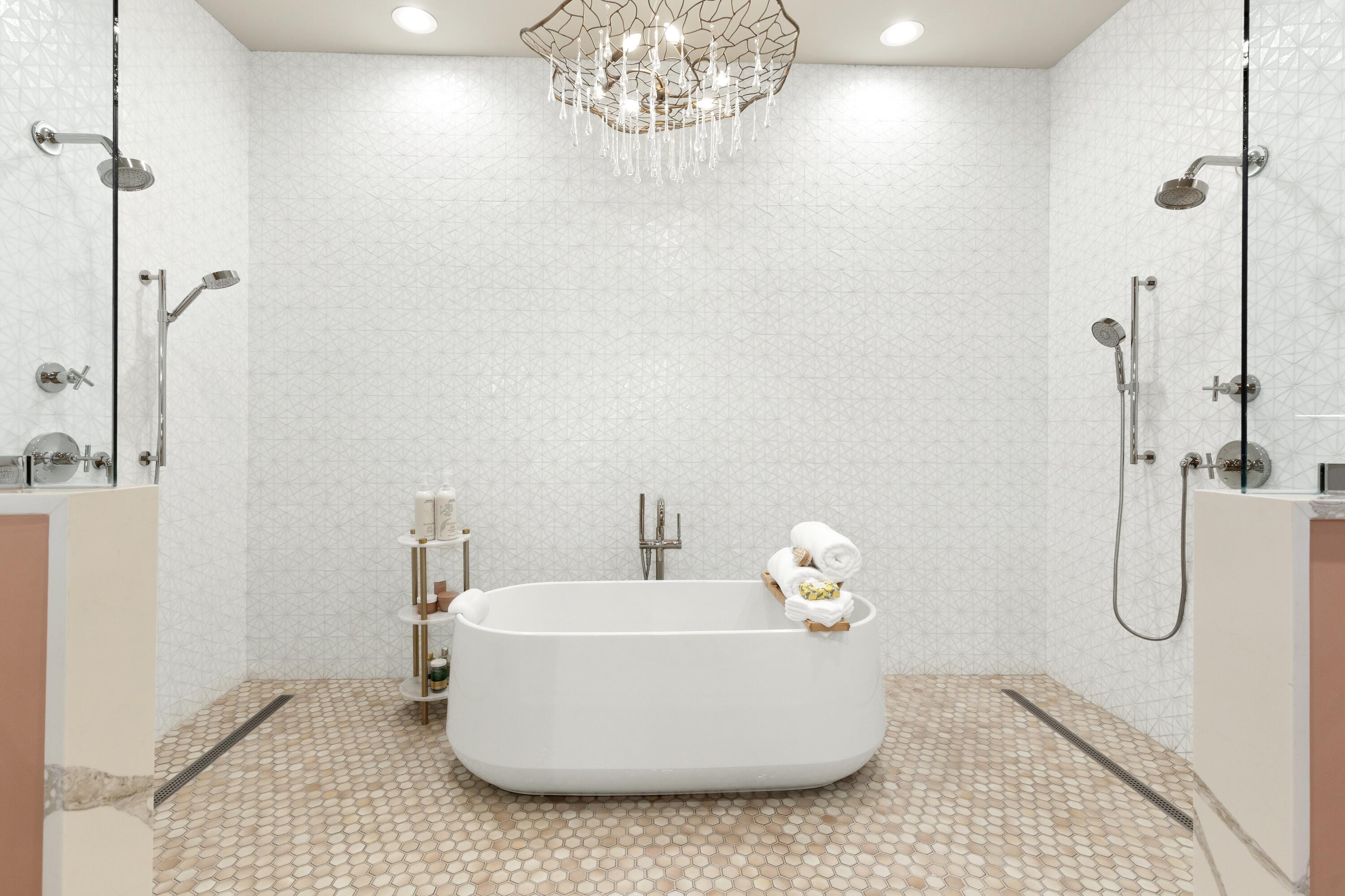 REGATTA BAY - Residential