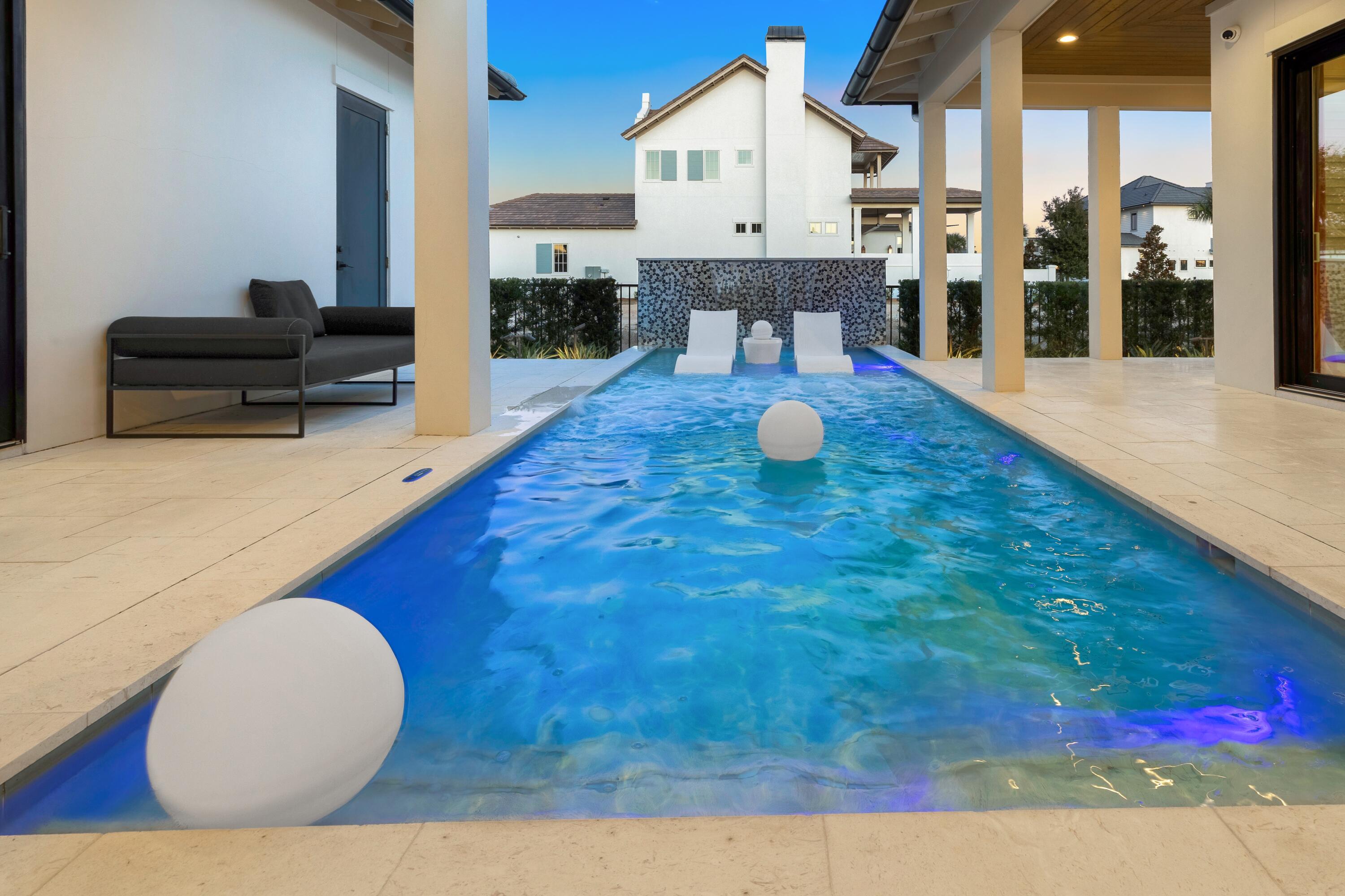 REGATTA BAY - Residential