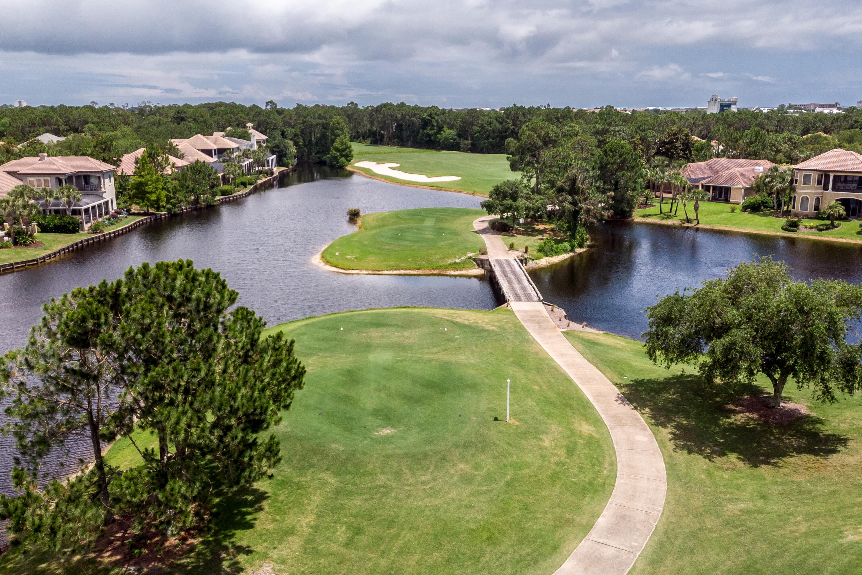 REGATTA BAY - Residential