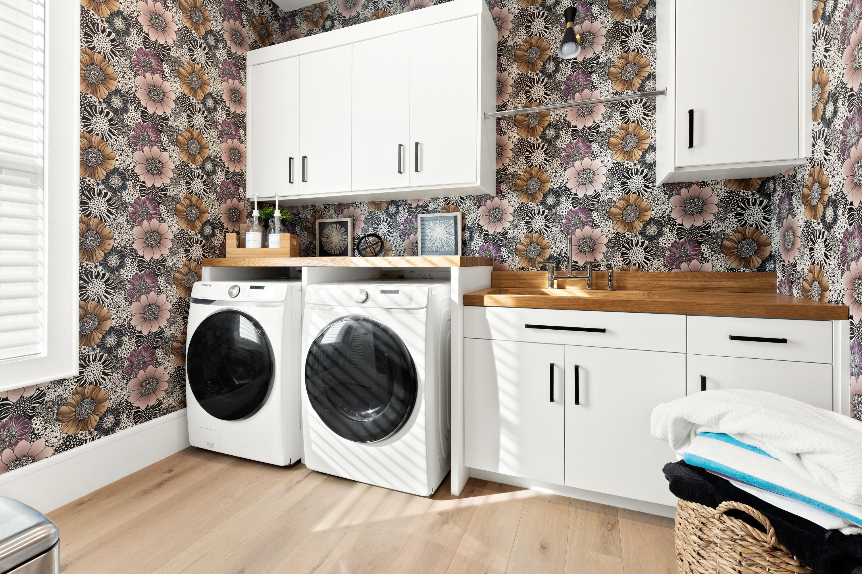 REGATTA BAY - Residential