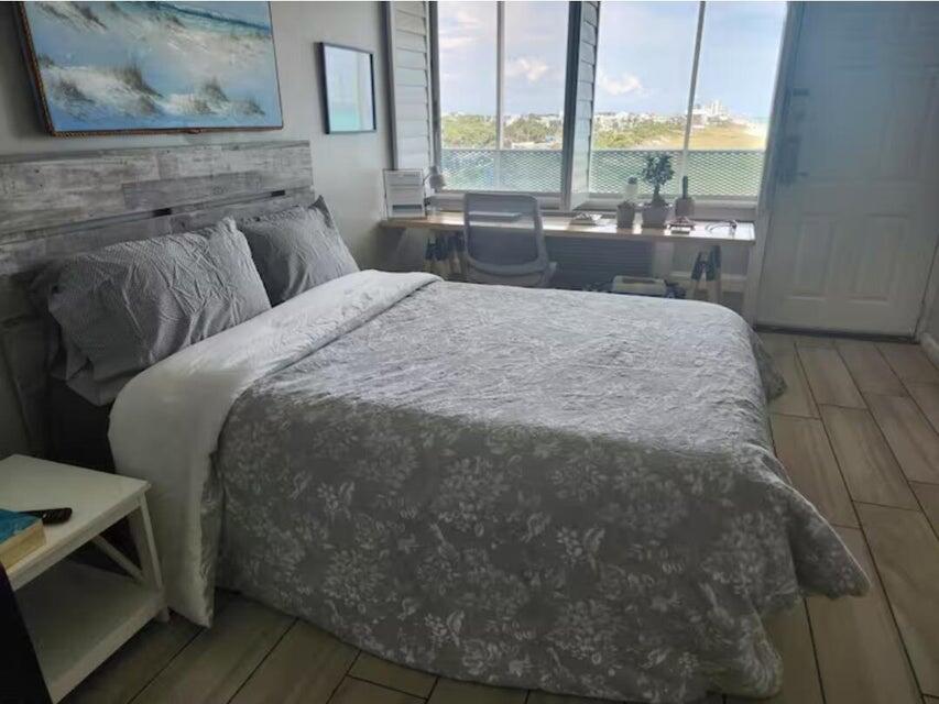 Fontainebleu Terrace - Residential