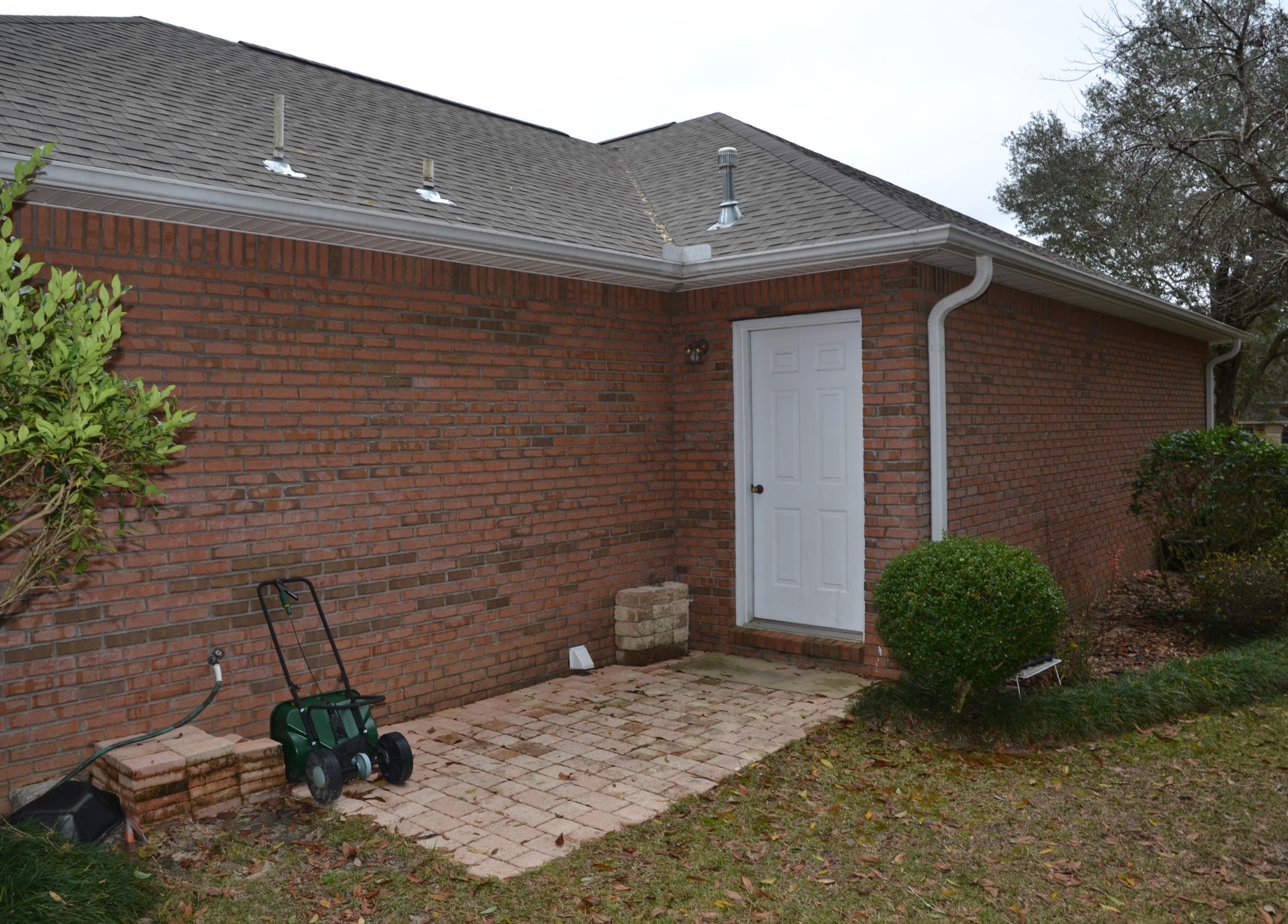 ROYAL OAKS - Residential