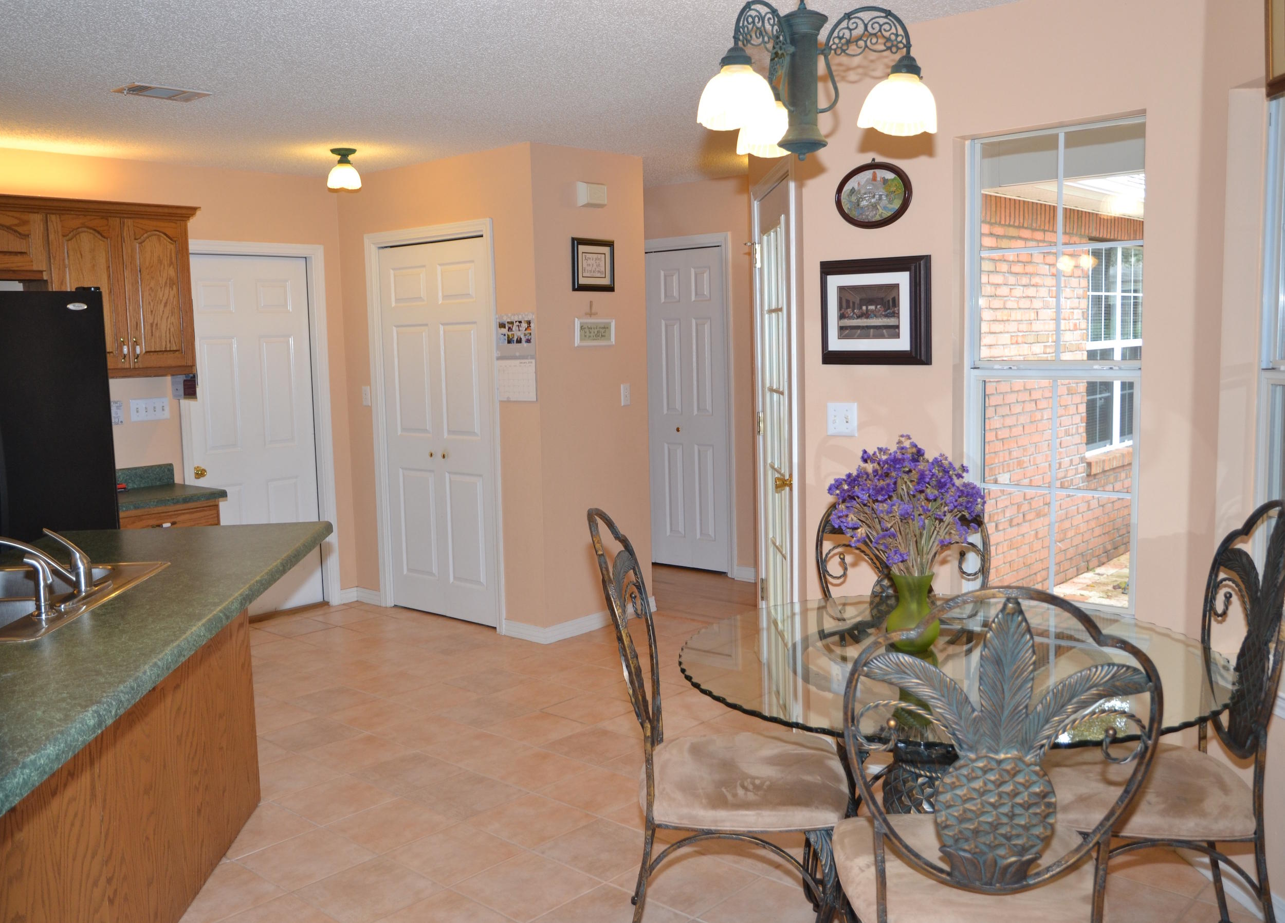 ROYAL OAKS - Residential