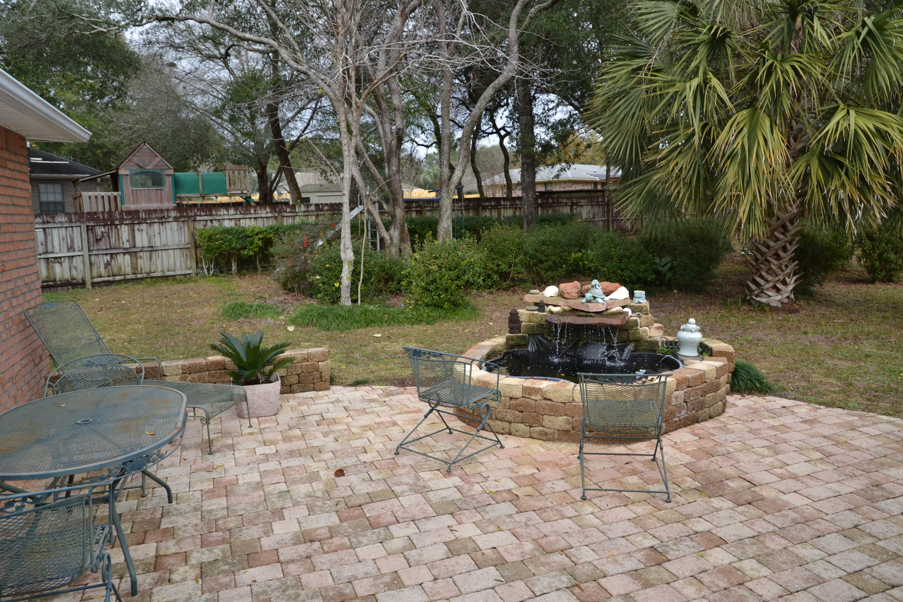 ROYAL OAKS - Residential