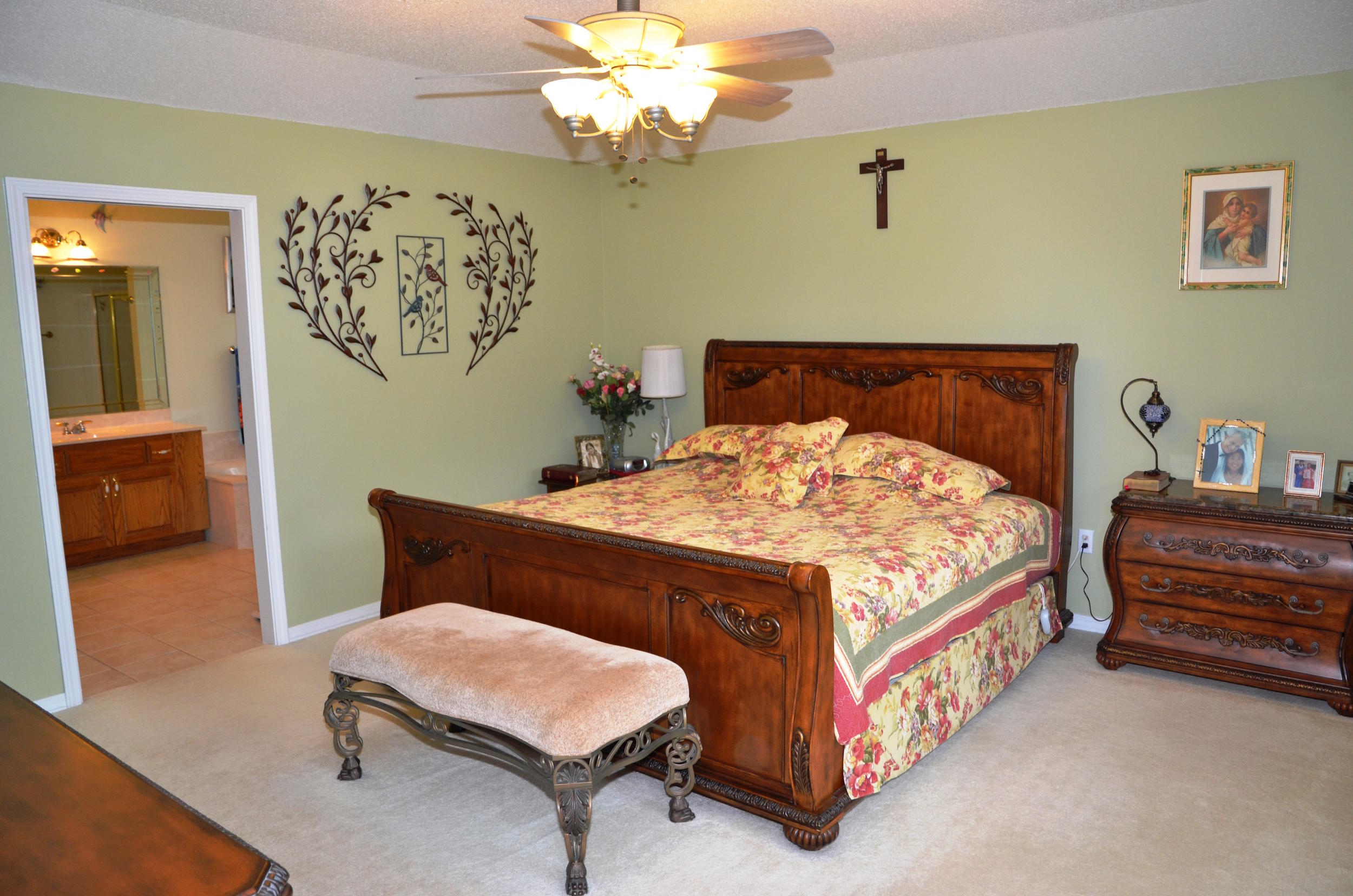 ROYAL OAKS - Residential