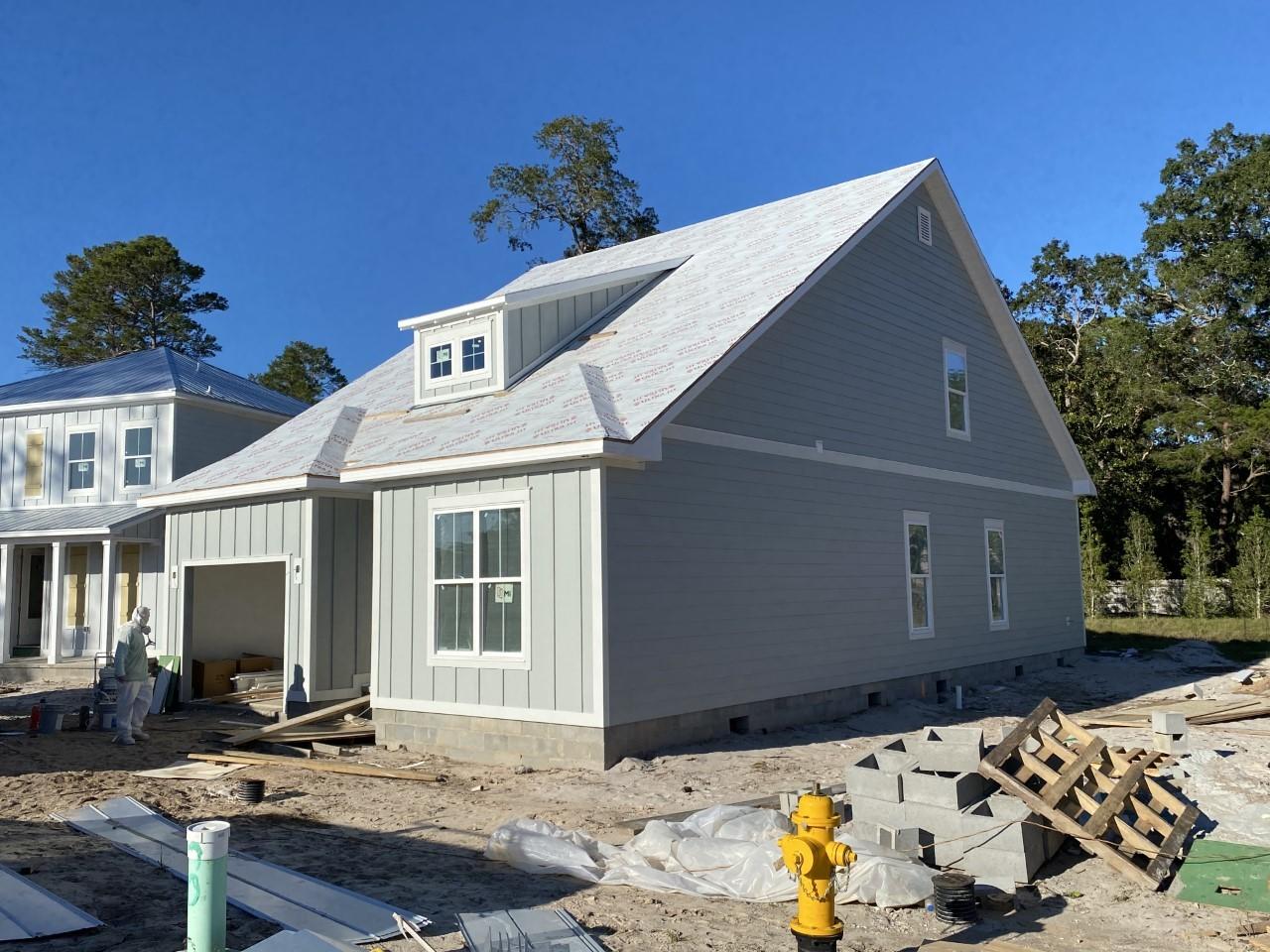 Daxton on the Bay - Residential