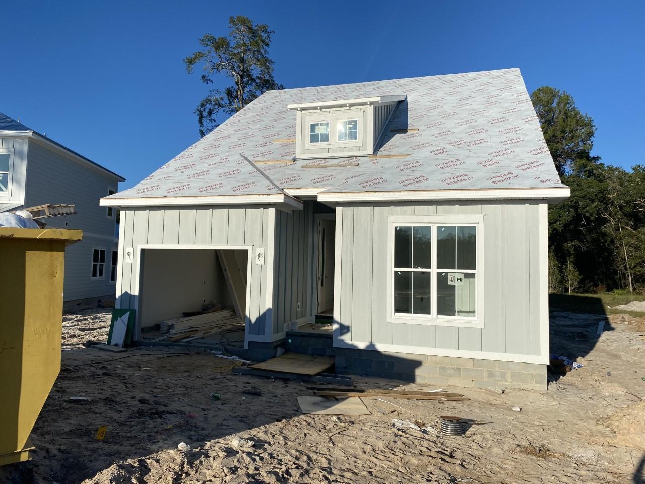 Daxton on the Bay - Residential